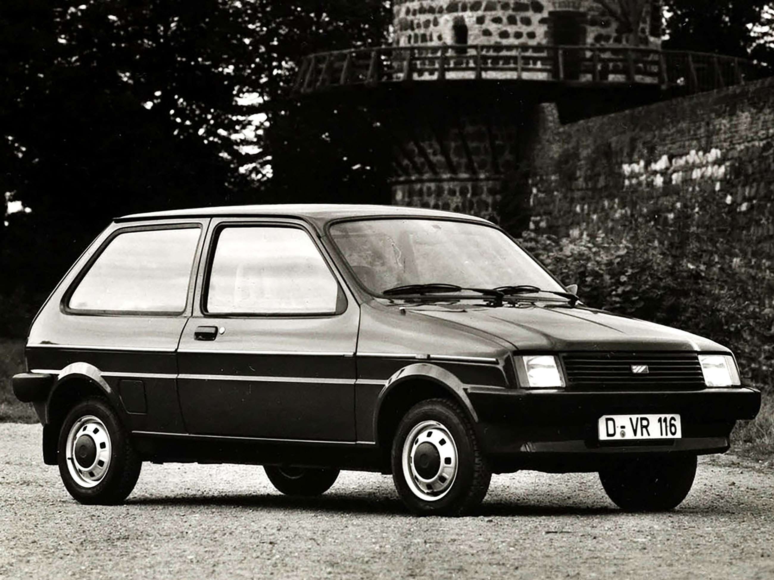 best-cars-1980-3-austin-metro-goodwood-111212020.jpg