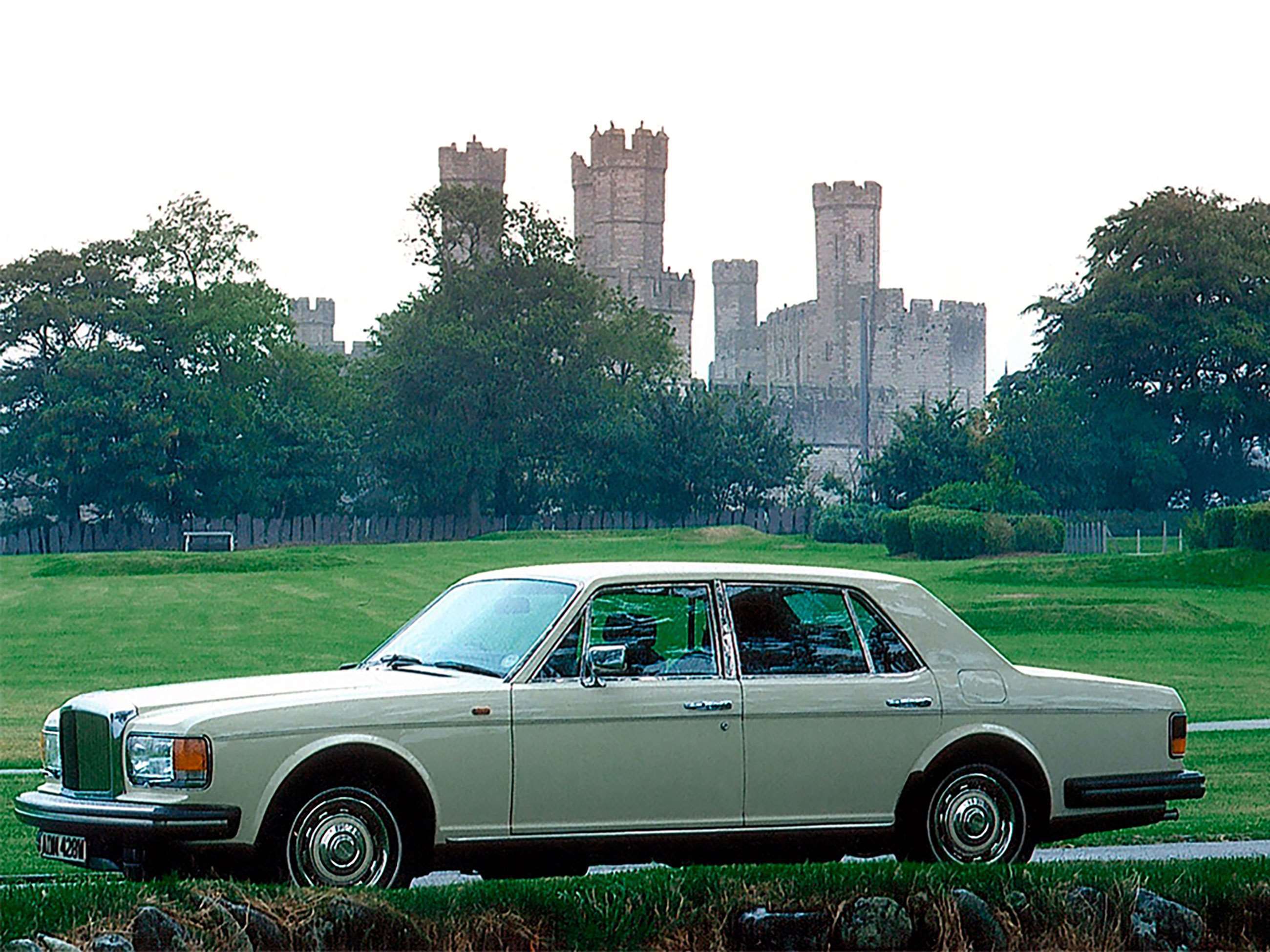 best-cars-1980-7-bentley-mulsanne-goodwood-111212020.jpg