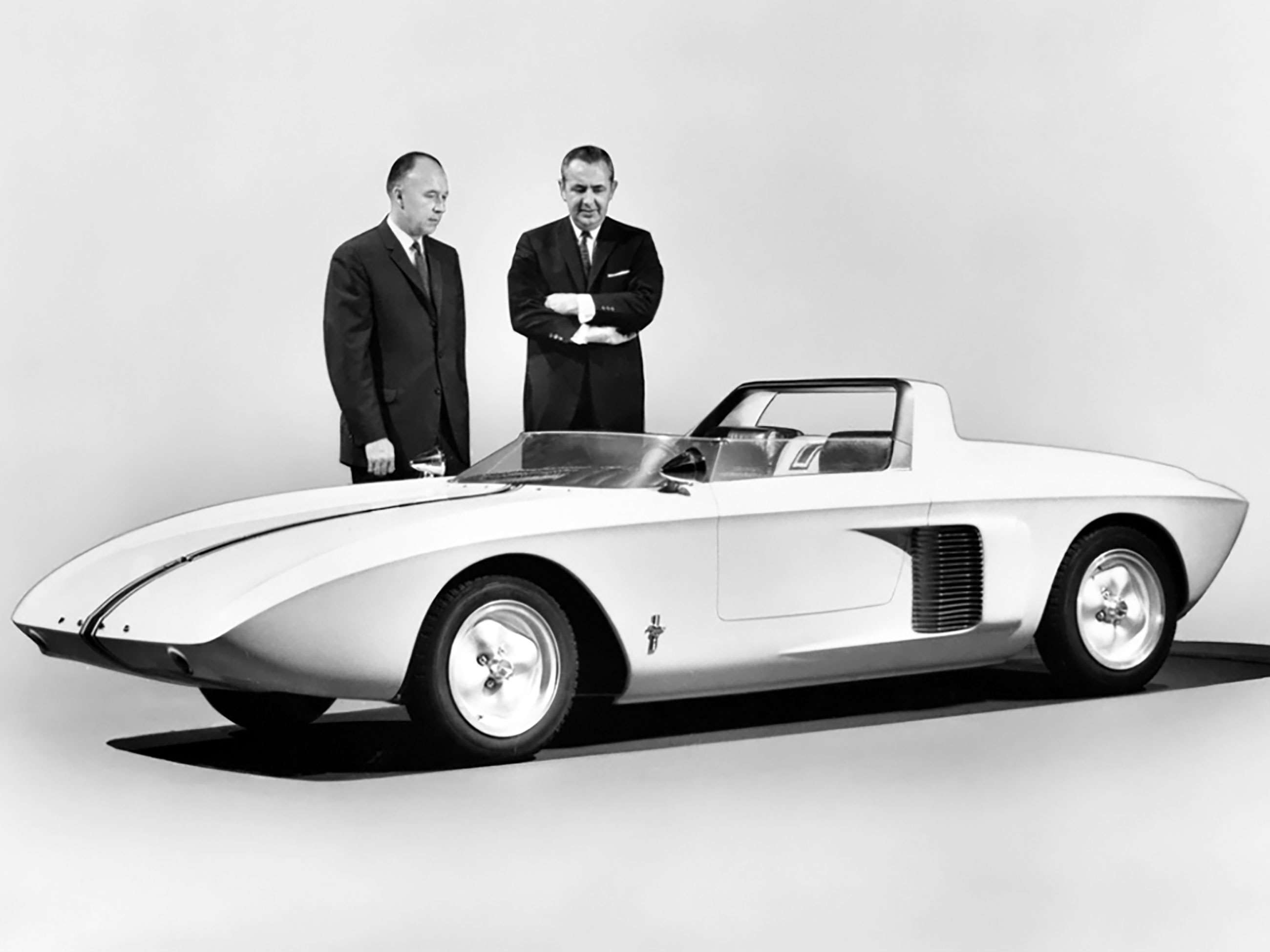 best-60s-concept-cars-4-mustang-i-roadster-concept-goodwood-011212020.jpg