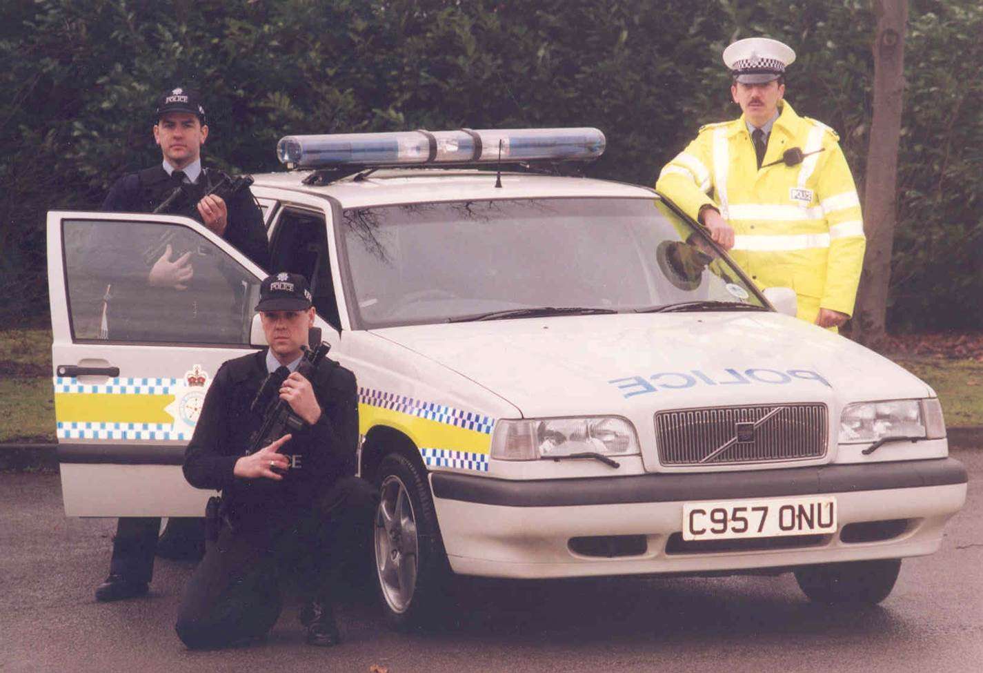 volvo-850-t5-estate.jpeg