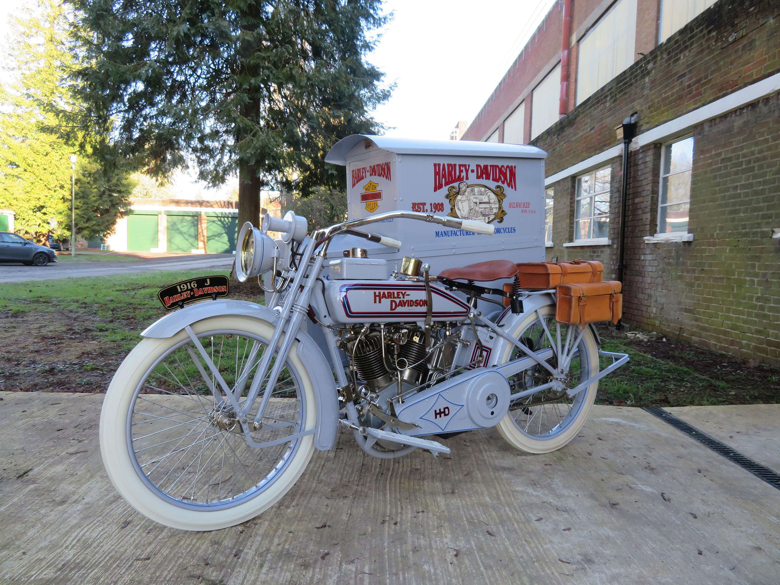 1916-harley-davidson-1000cc-model-j--package-truck-sidecar-bonhams-auction-goodwood-25022020.jpg