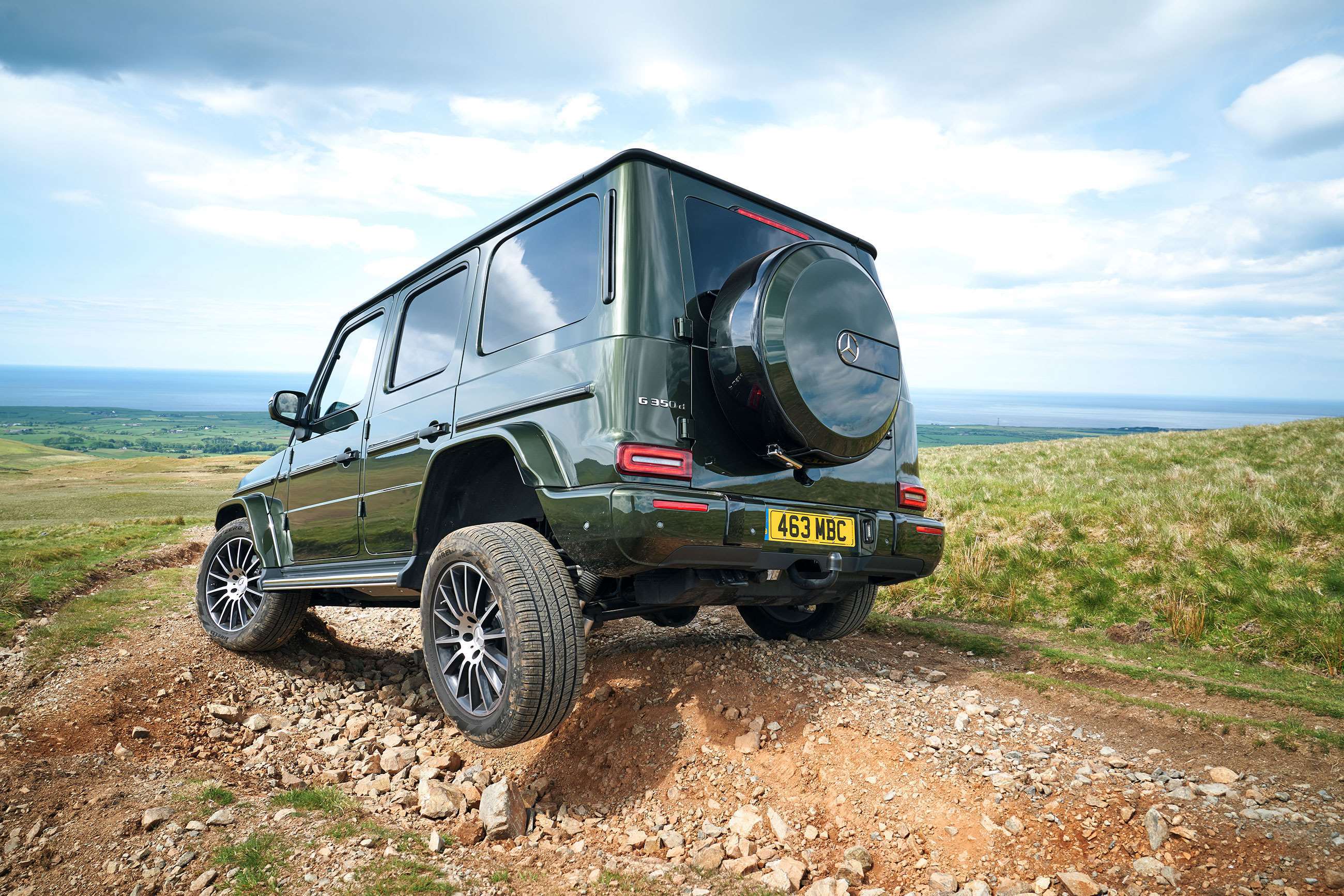 best-luxury-suvs-2020-8-mercedes-g-class-goodwood-15042020.jpg