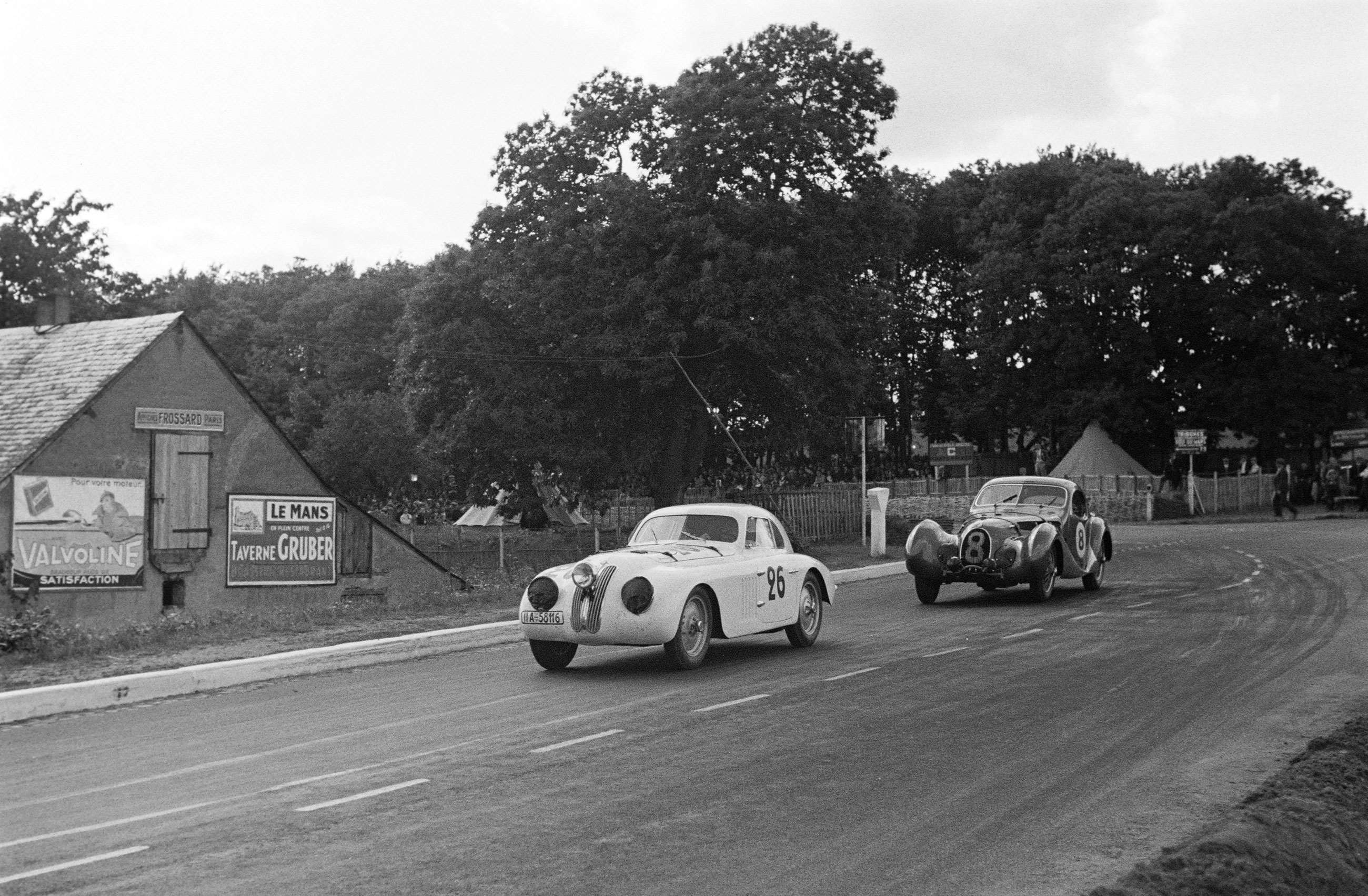 best-cars-of-touring-superleggera-1939-bmw-328-mille-miglia-le-mans-1939-goodwood-06042020.jpg