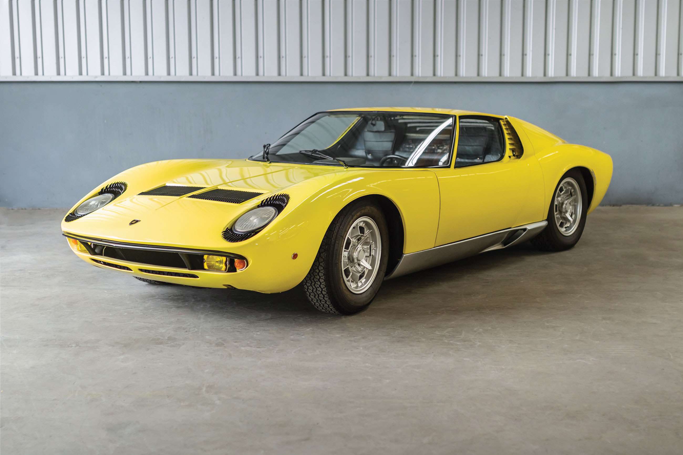 petitjean-collection-1968-lamborghini-miura-p400-rm-sothebys-goodwood-08062020.jpg