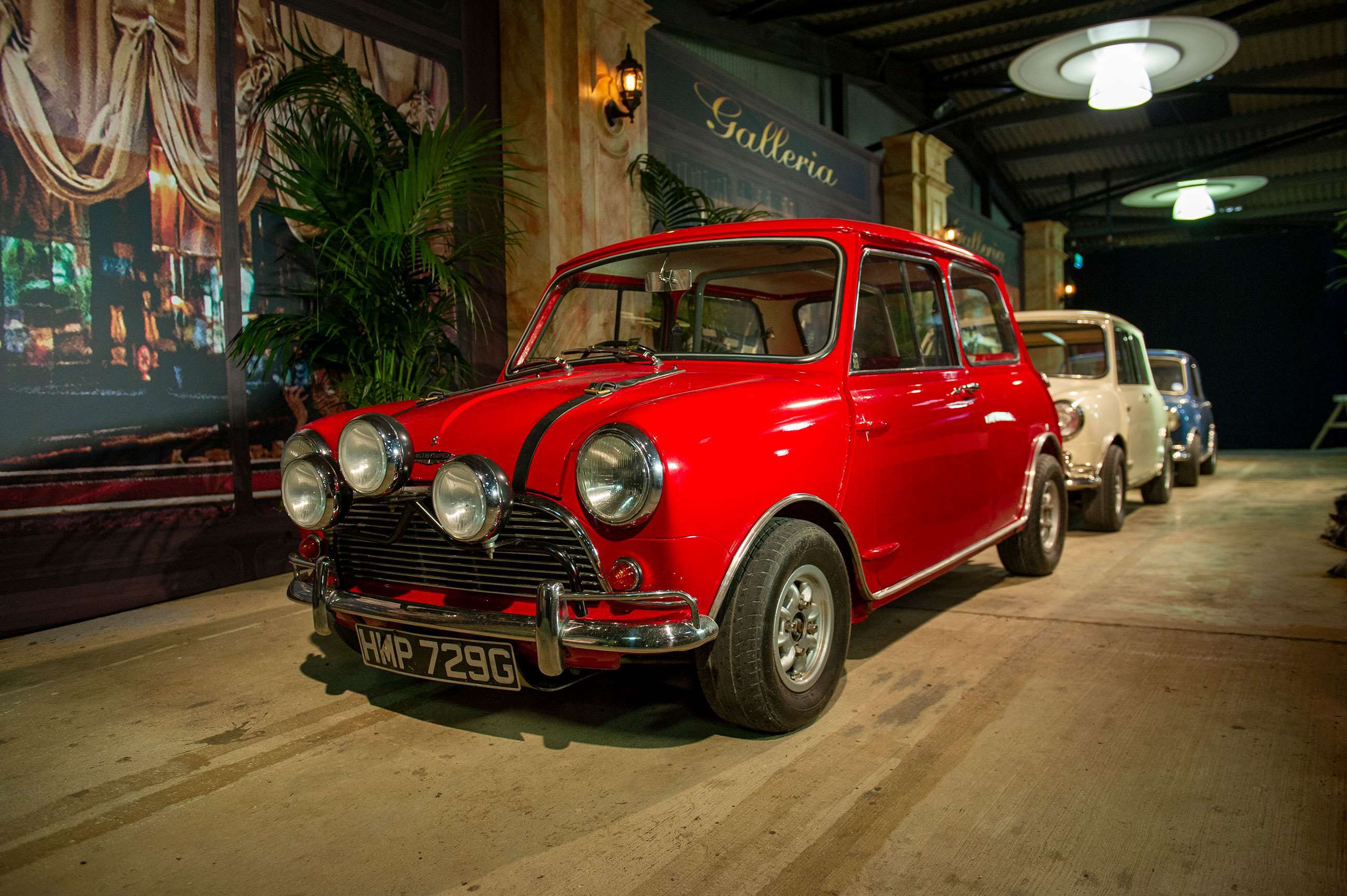 movie-car-the-italian-job-minis-revival-2019-harry-elliott-goodwood-16072020.jpg