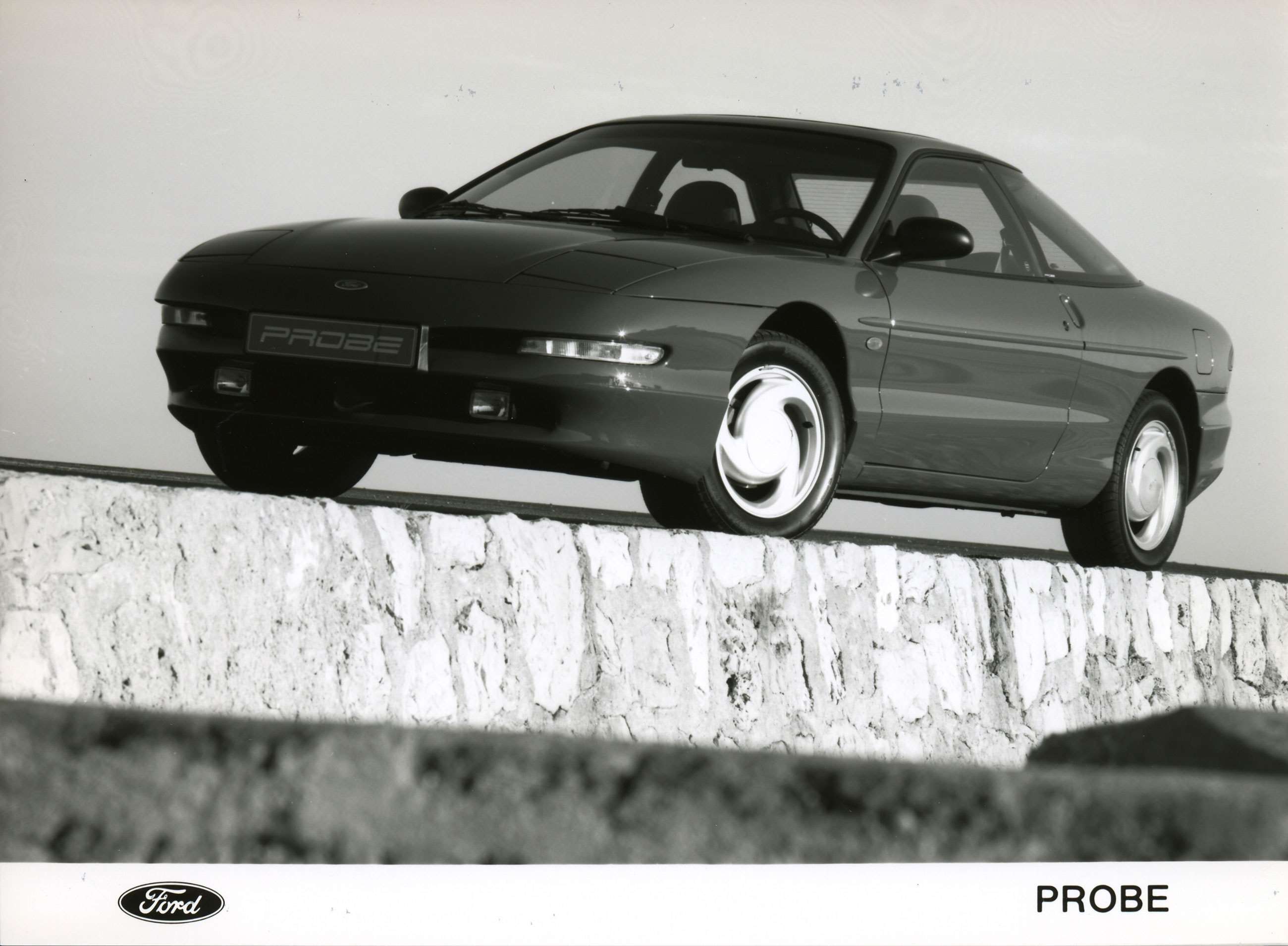 best-three-spoke-alloy-wheels-9-ford-probe-goodwood-02072020.jpg