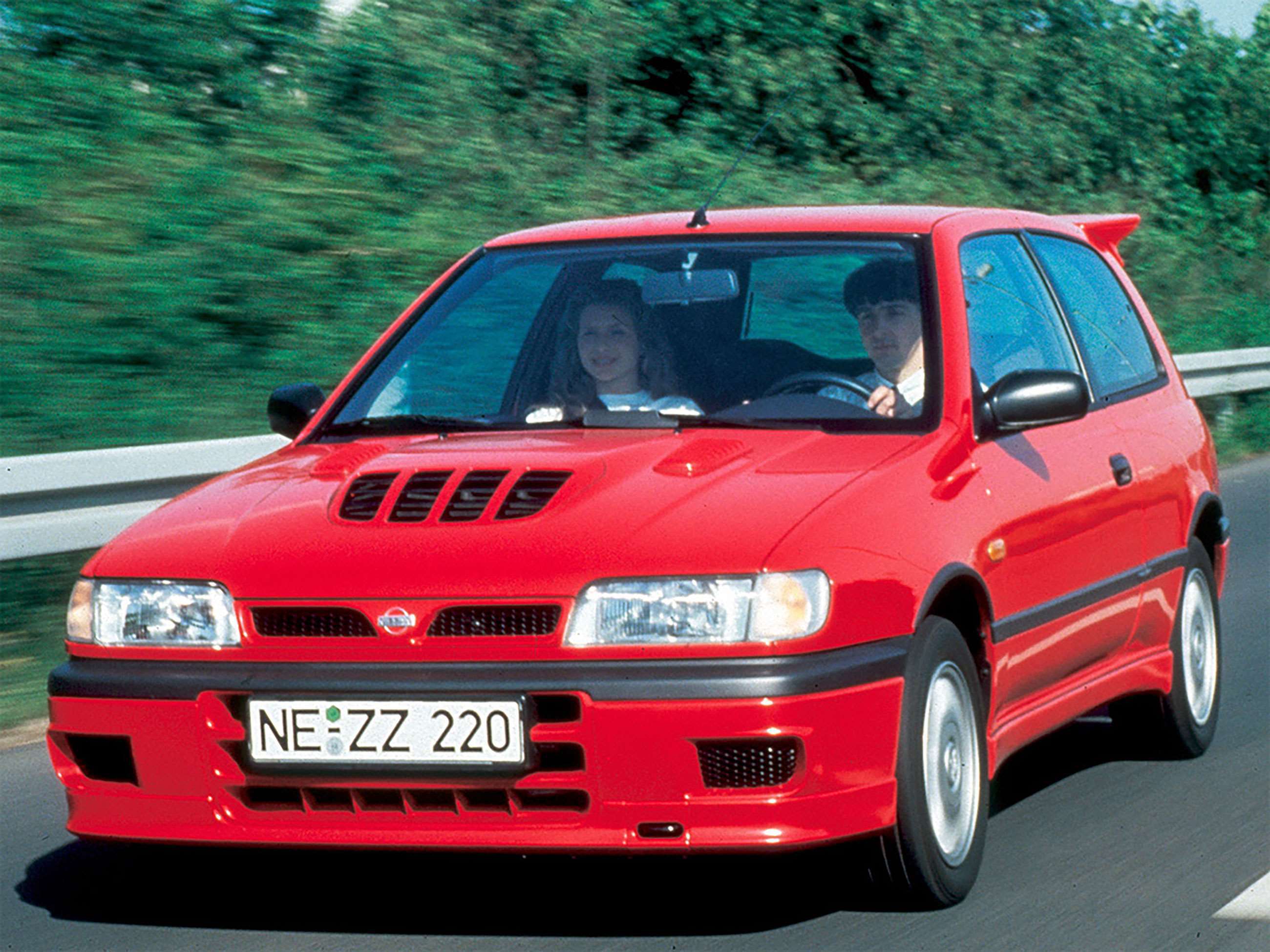 best-homologation-hot-hatches-4-nissan-sunny-gti-r-goodwood-25082020.jpg