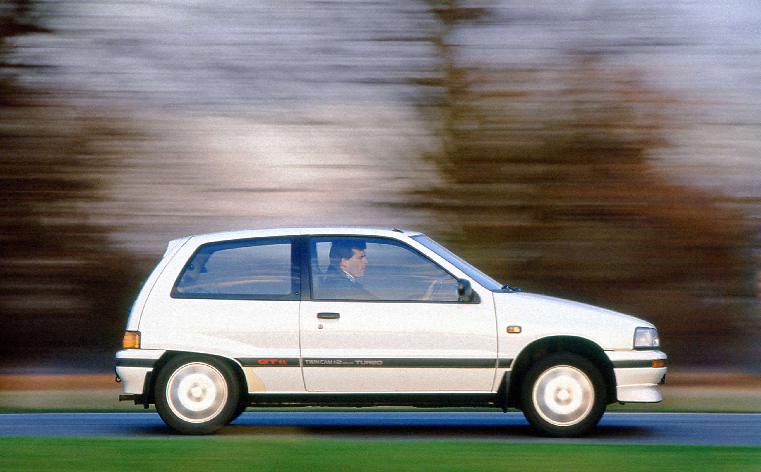 best-forgotten-hot-hatches-5-daihatsu-charade-gtti-goodwood-12082020.jpg