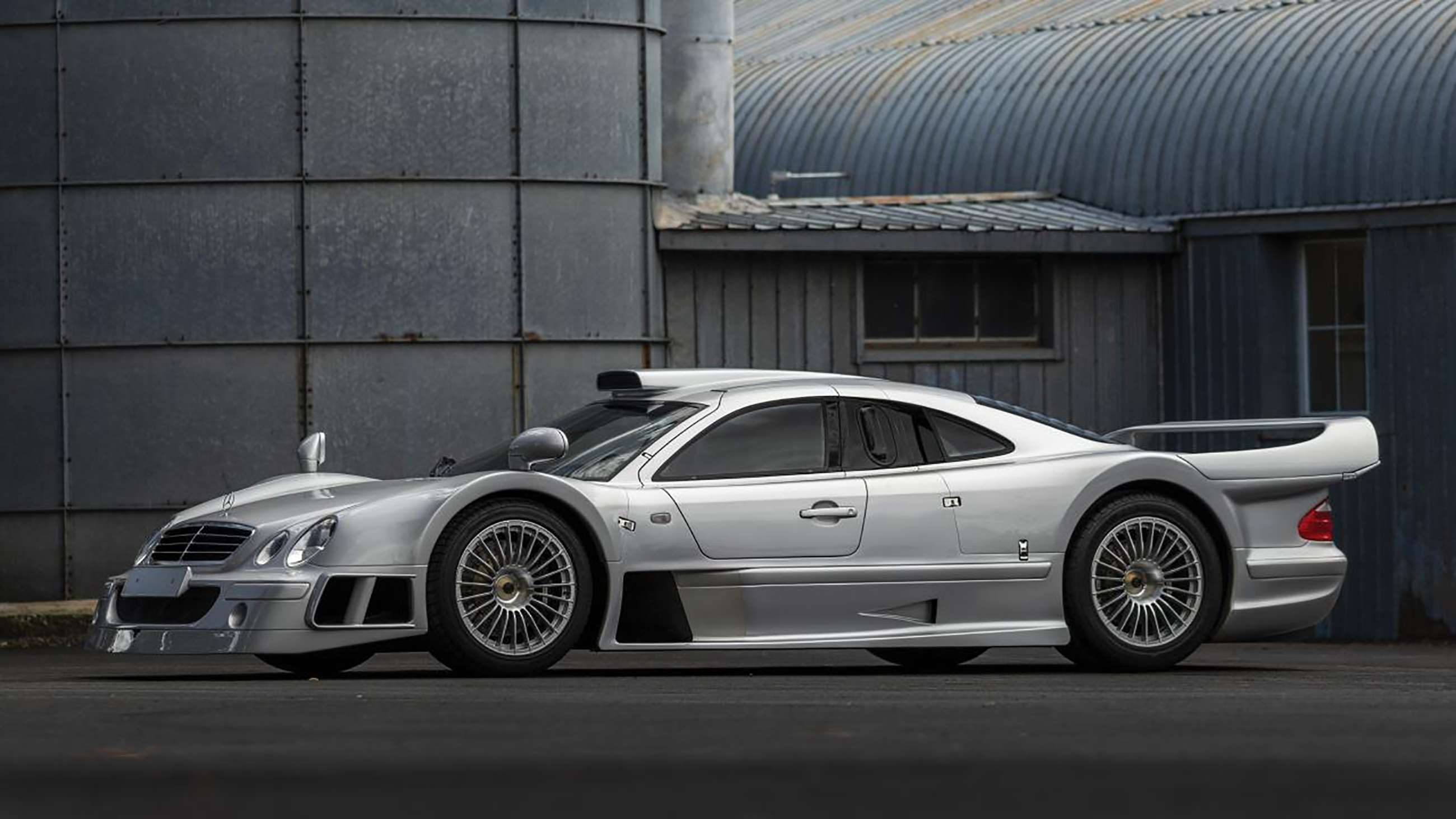 mercedes-clk-gtr05.jpg