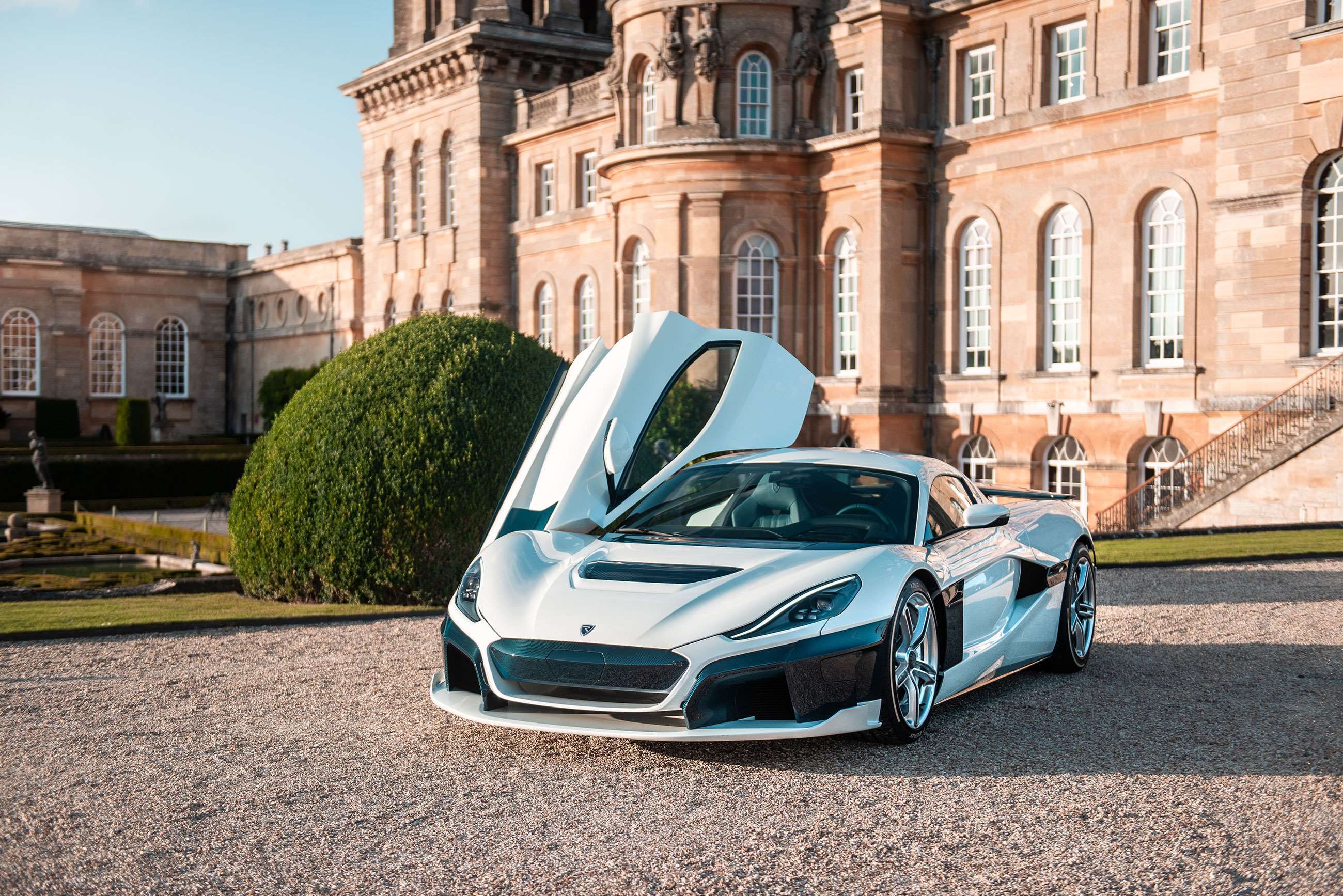 most-powerful-cars-on-sale-2-sale-rimac-c_two-goodwood-10092020.jpg