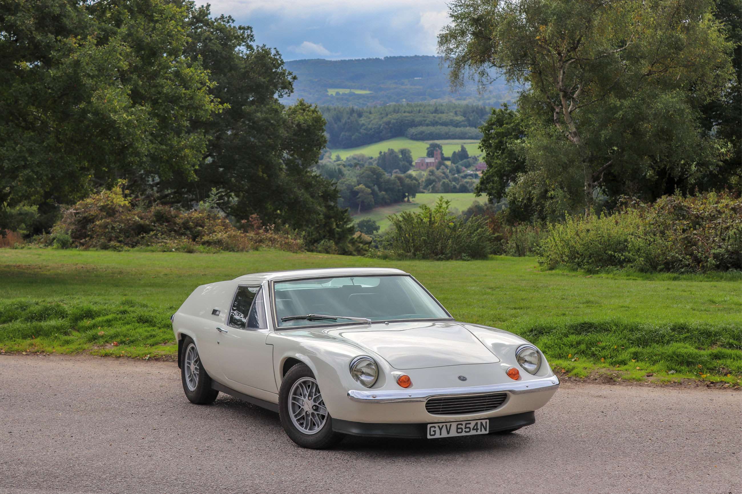 lotus-europa-renault-engine-goodwood-140012021.jpg