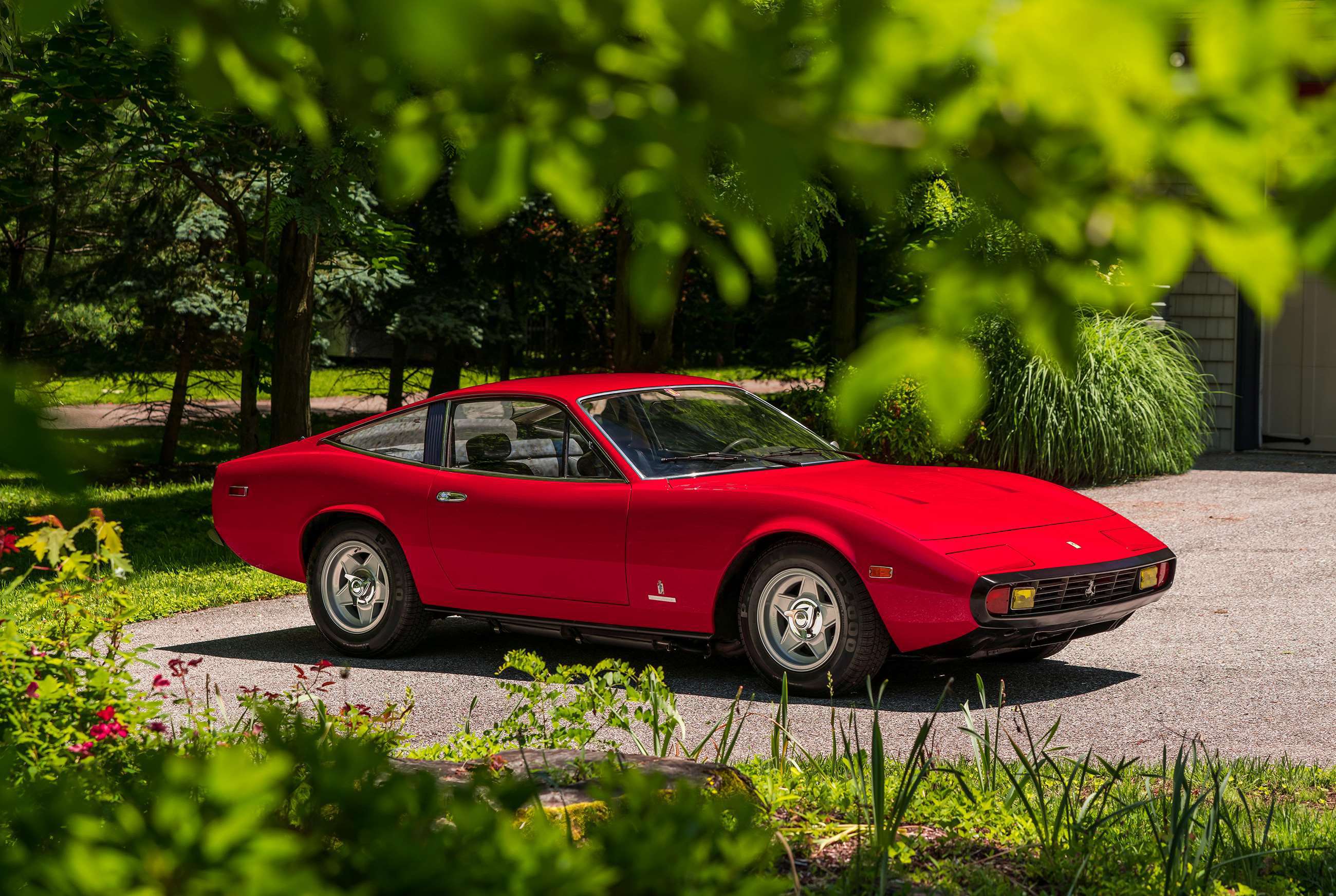 50-year-old-cars-2021-5-ferrari-365-gtc_4-goodwood-22012021.jpg