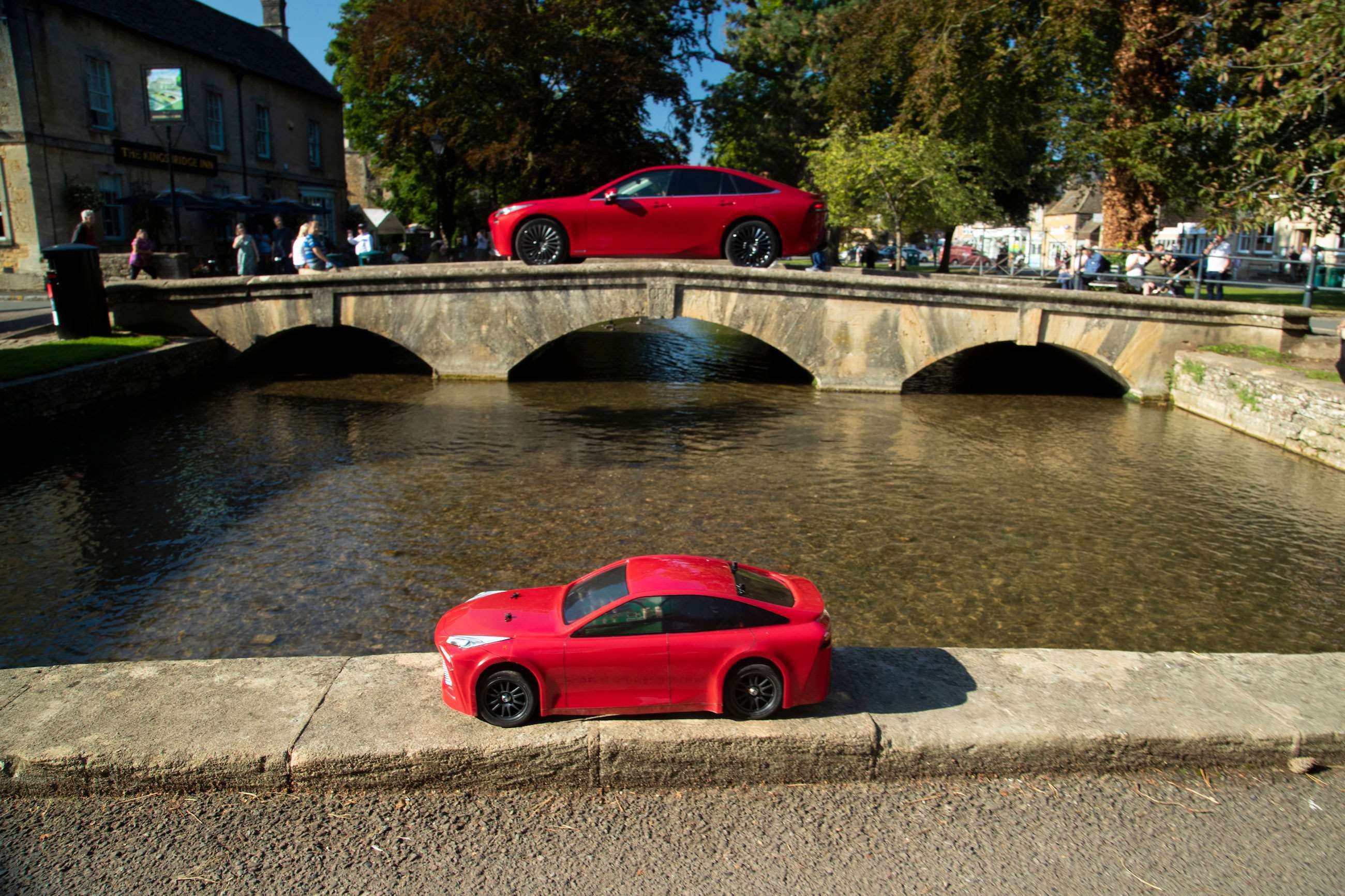 toyota-mirai-hydrogen-rc-car-tamiya-goodwood-22102021.jpg