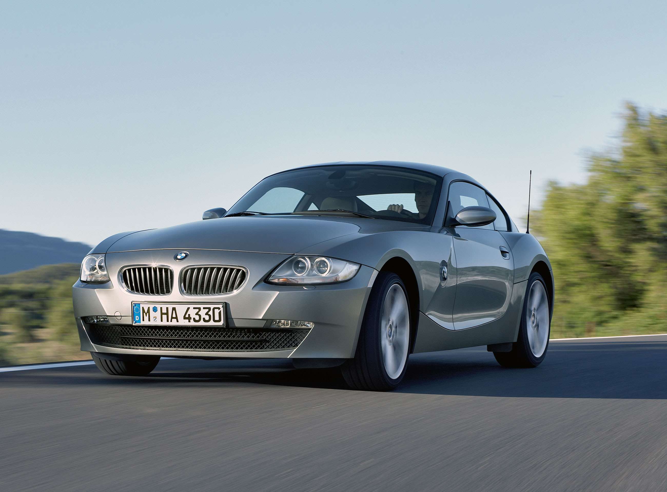 best-sub-10k-investment-cars-2022-3-z4-3.0si-coupe-goodwood-22112021.jpg