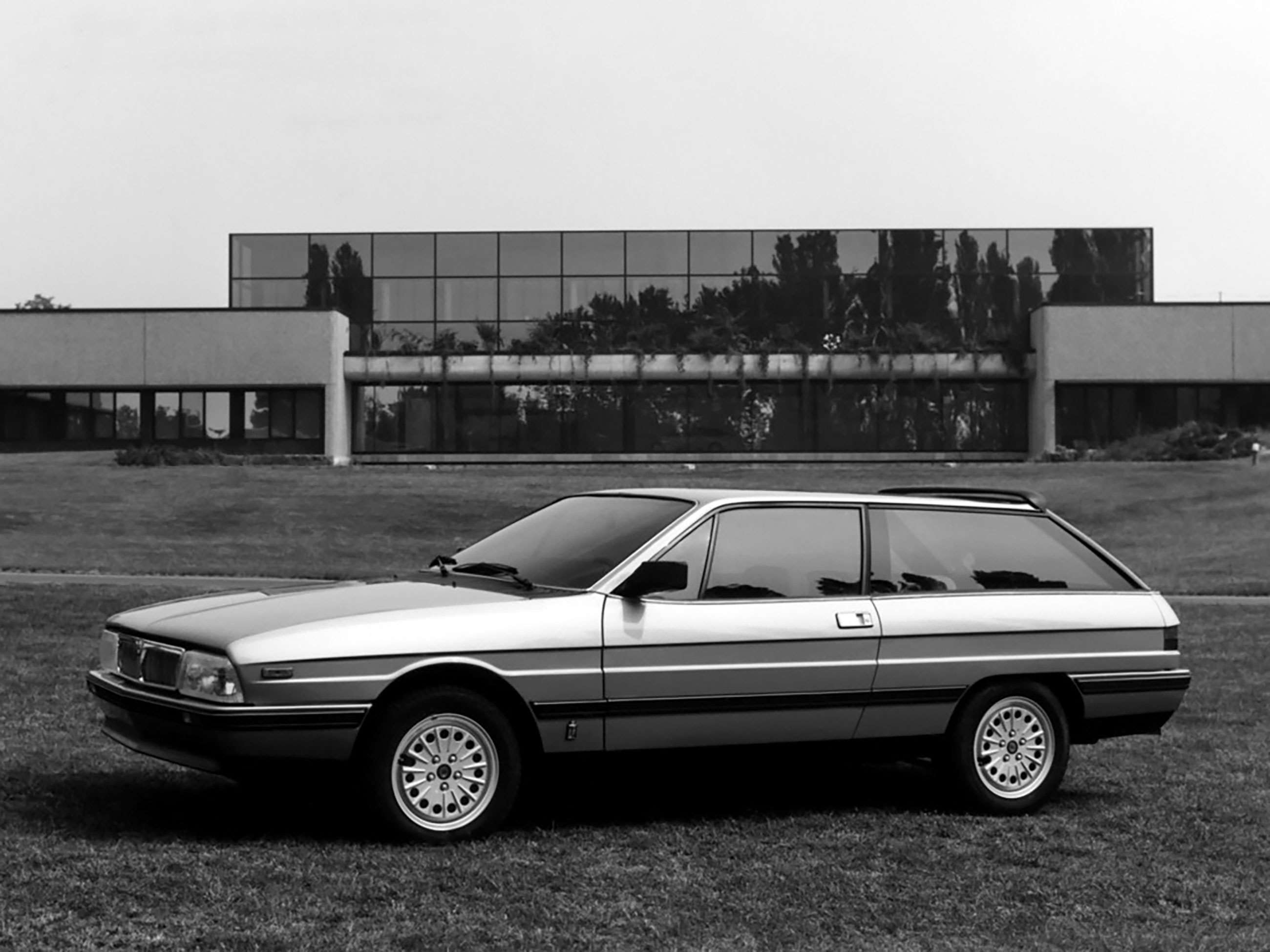 best-lancia-concept-cars-7-lancia-gamma-olgiata-goodwood-15112021.jpg