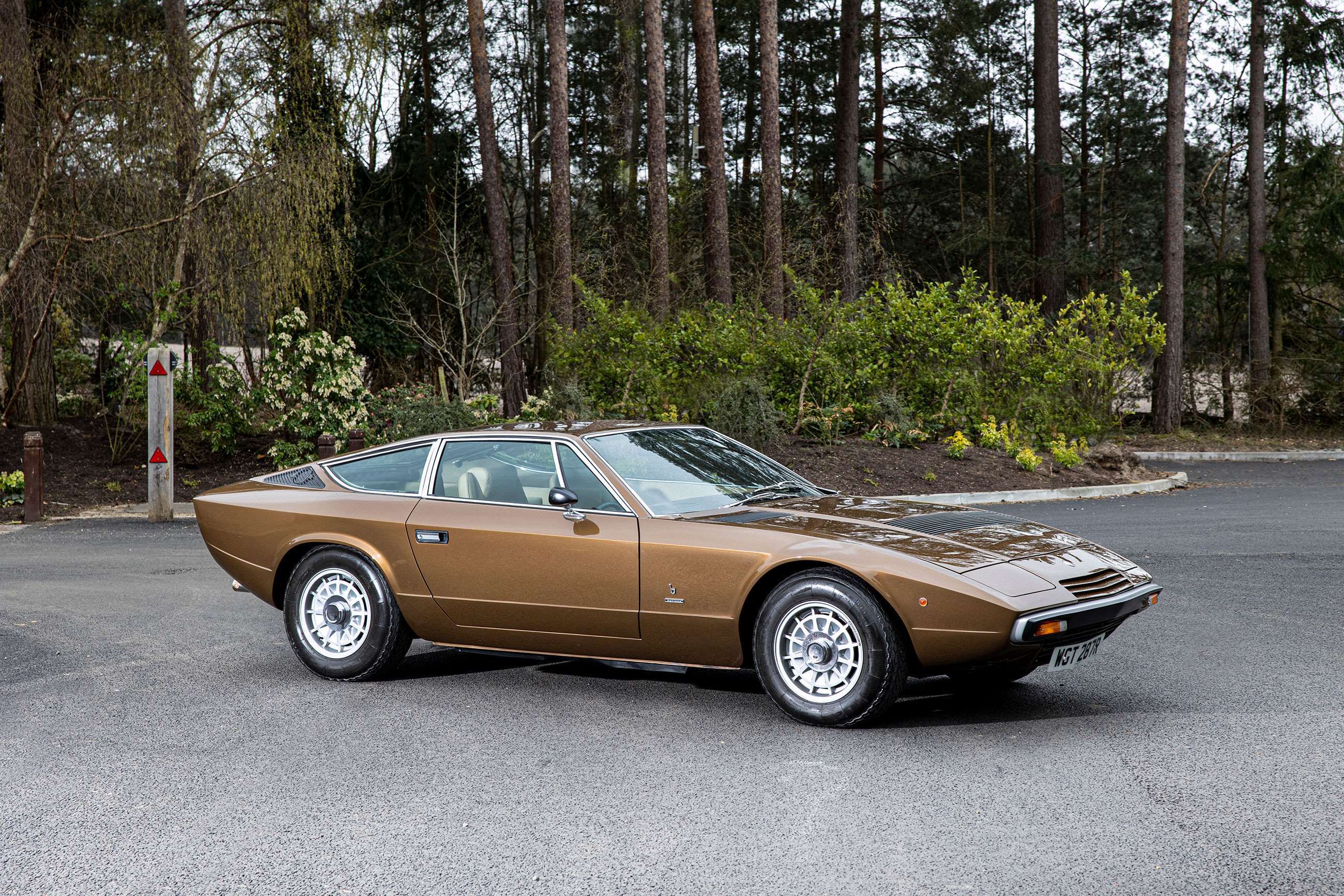 bonhams-bond-street-2021-maserati-khamsin-goodwood-07052021.jpg