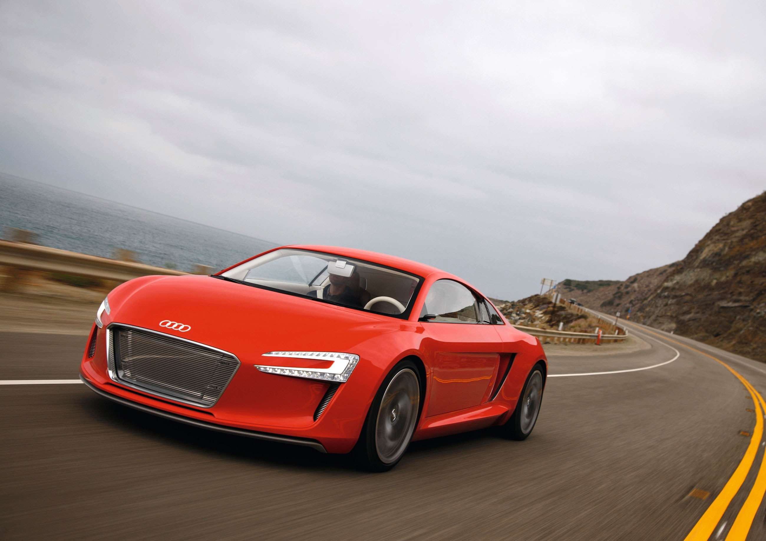 best-audi-concepts-9-audi-e-tron-goodwood-17052021.jpg