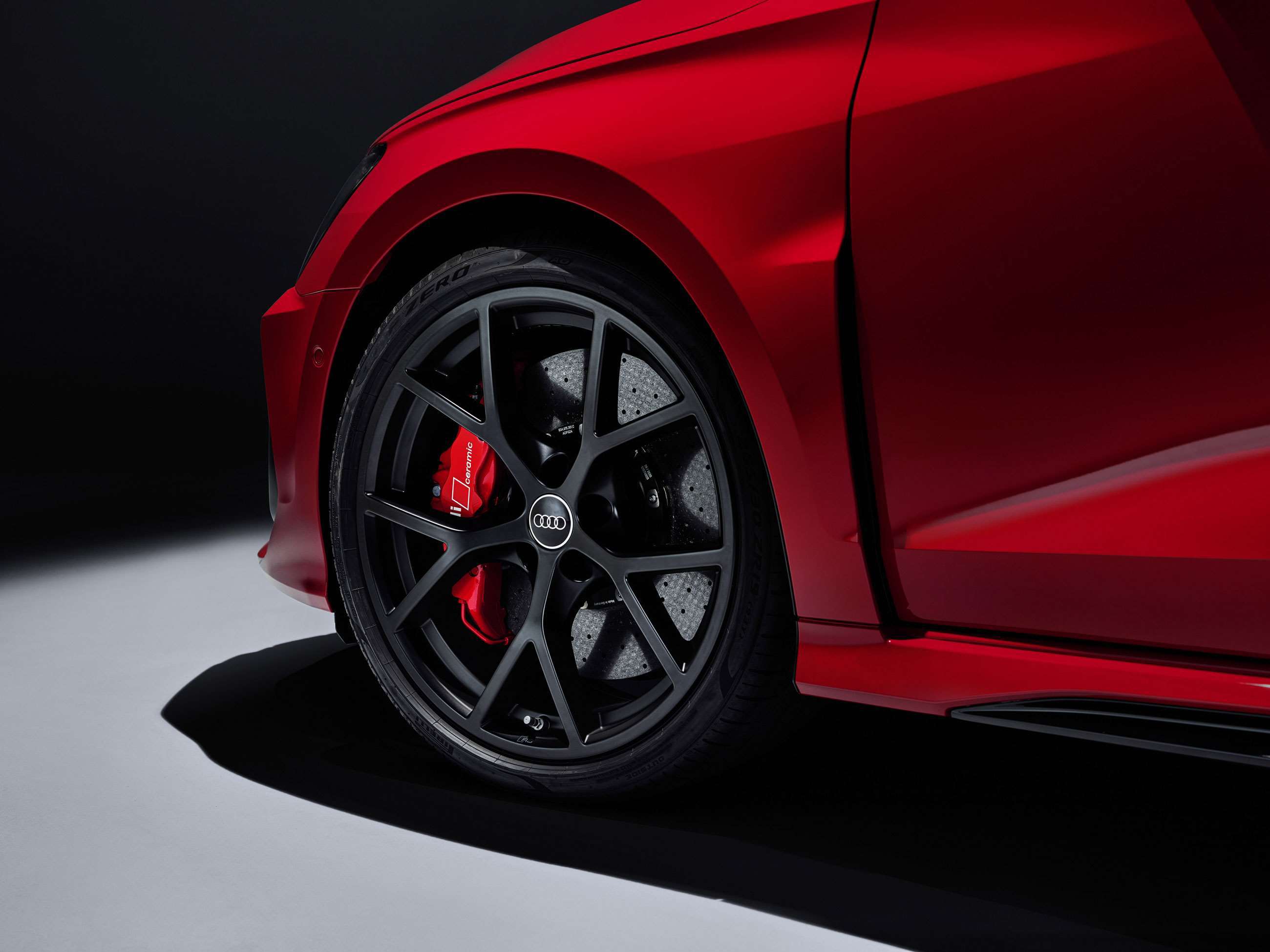 audi-rs3-carbon-ceramic-brakes-2022-goodwood-19072021.jpg