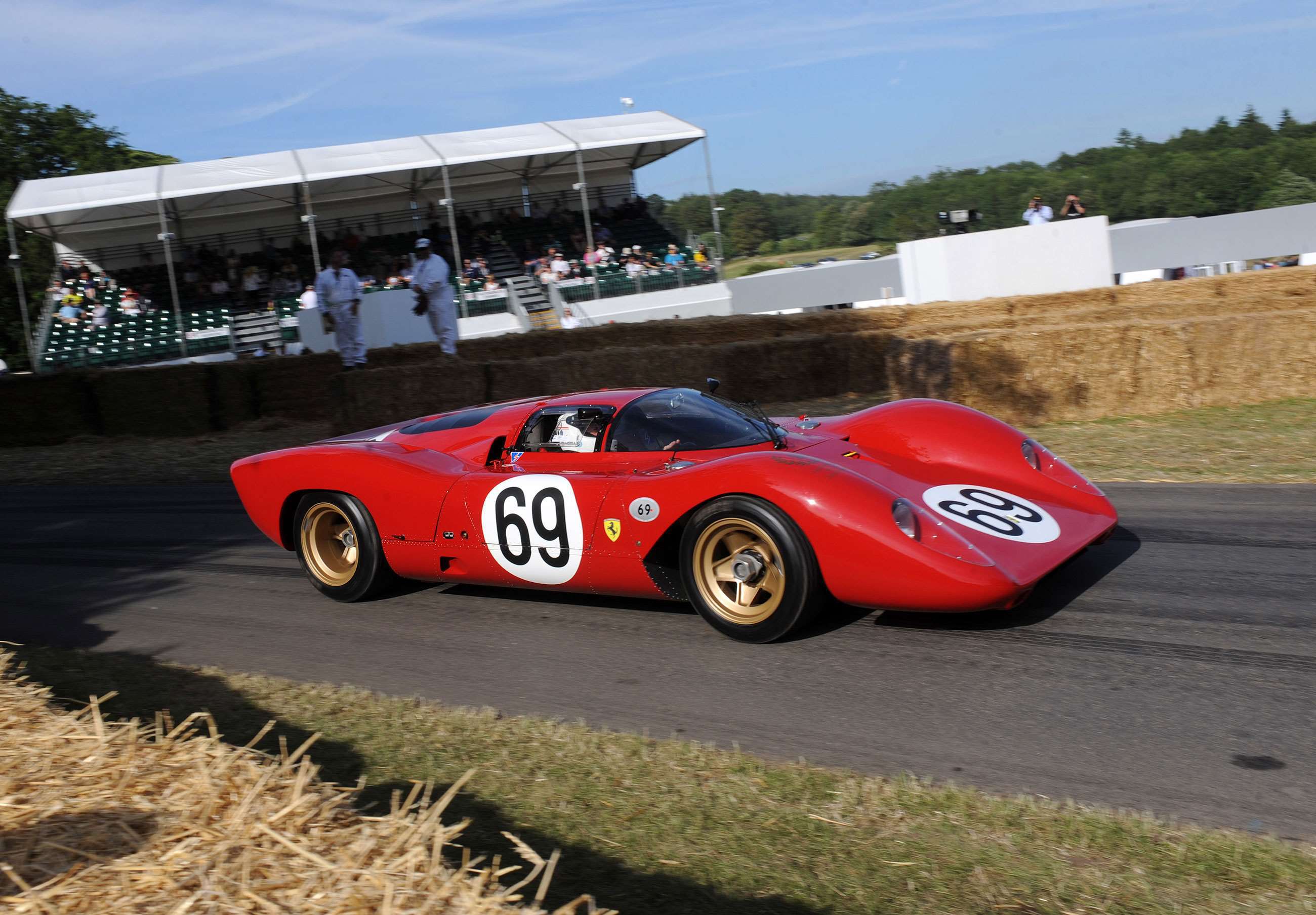 best-looking-cars-ever-3-ferrari-312p-berlinetta-jeff-bloxham-lat-mi-goodwood-31082021.jpg