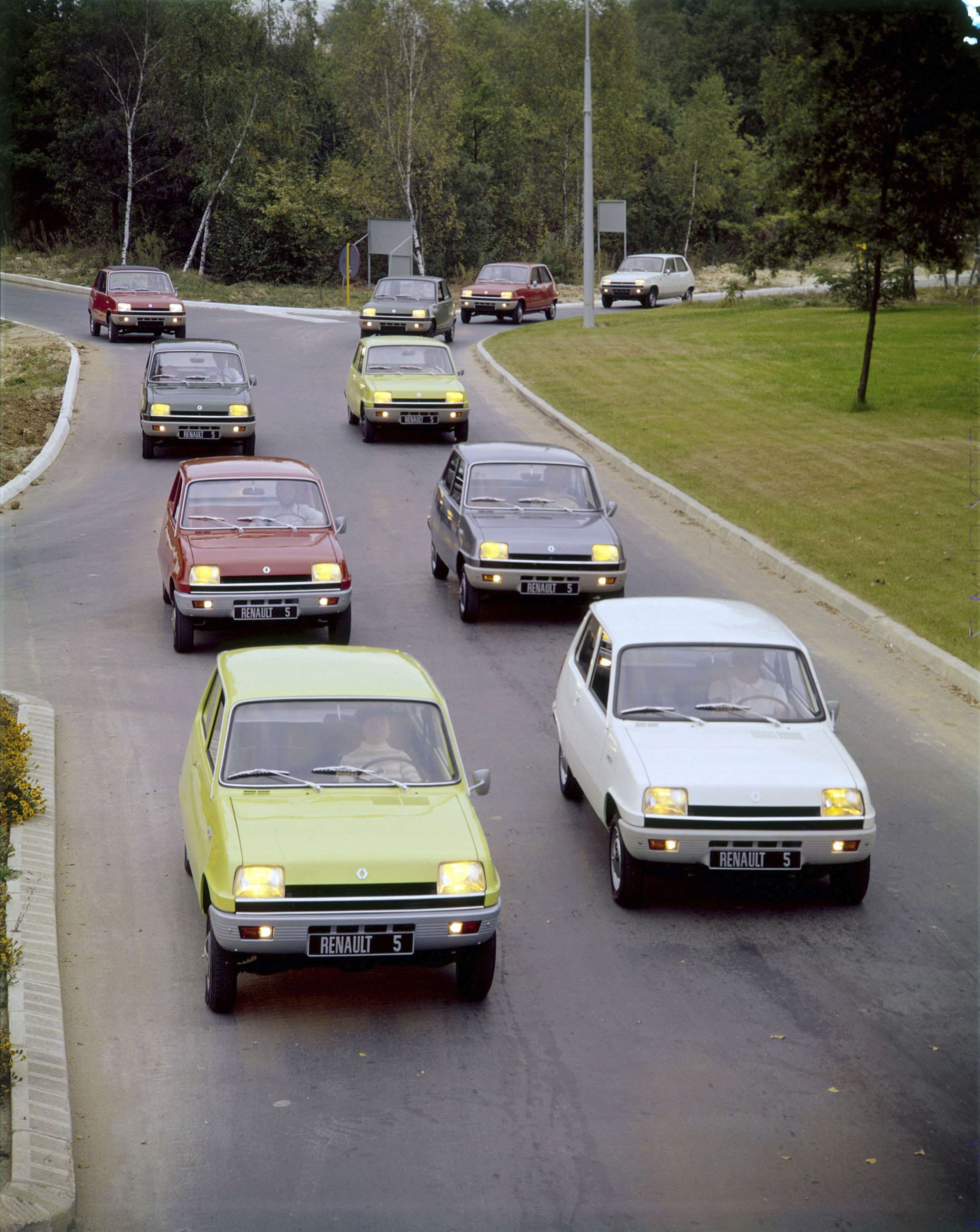 cars-launched-in-1972-2-renault-5-21012022.jpg