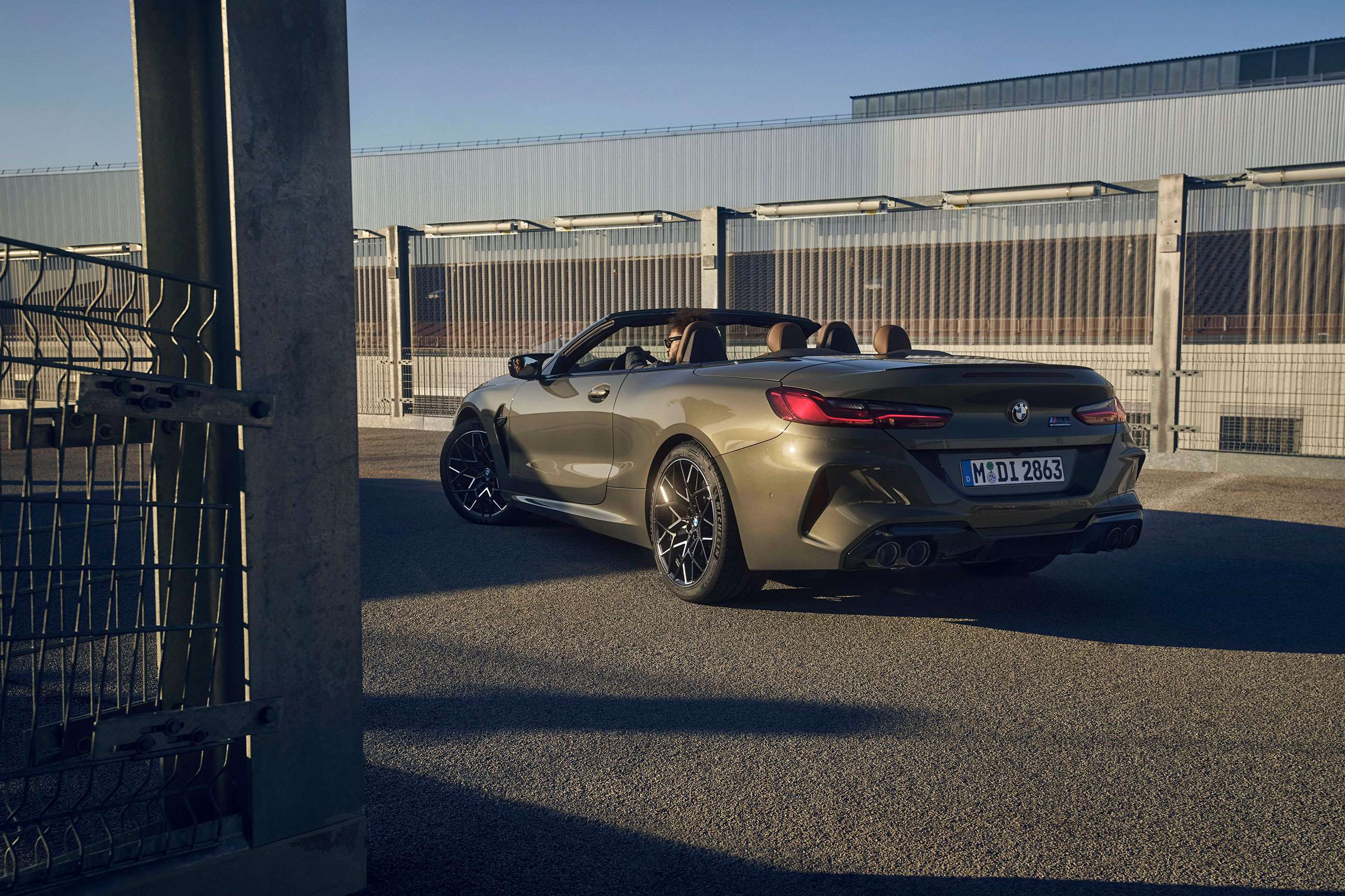 bmw-m8-competition-cabriolet-2022-27012022.jpg