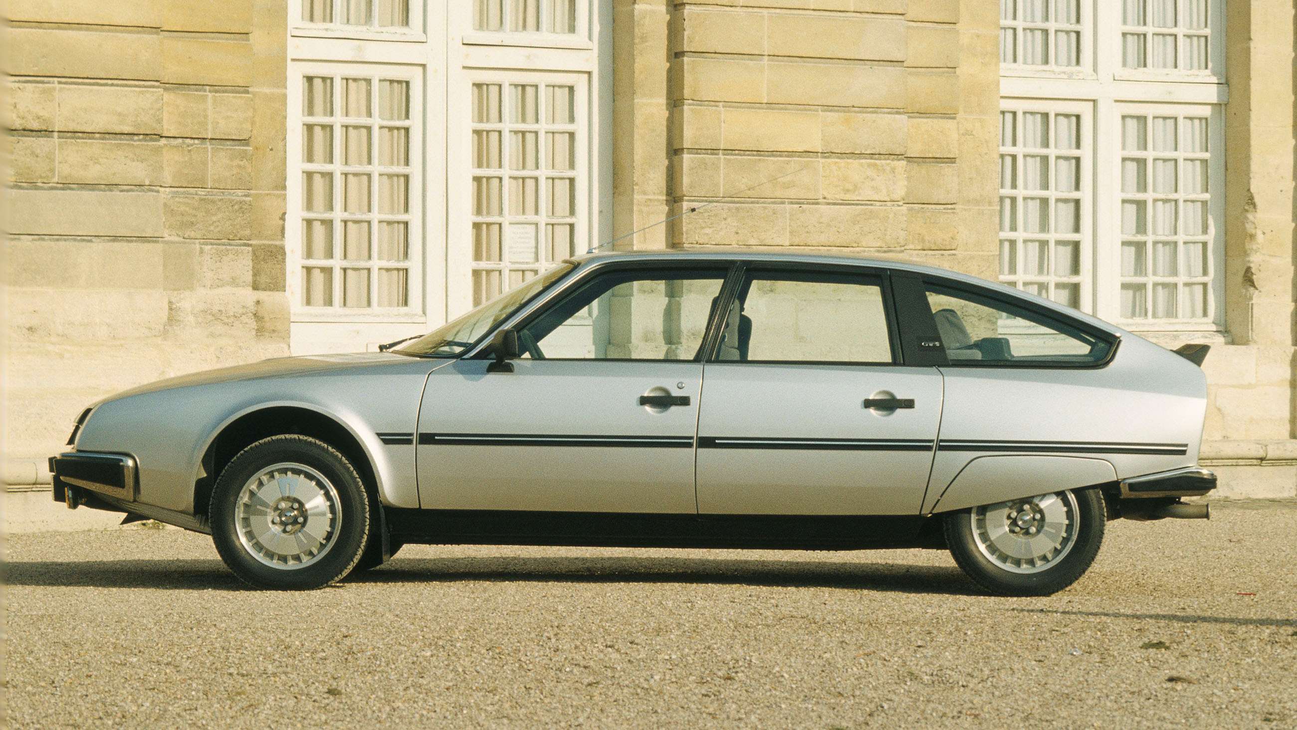 citroen-cx-gti-2600.jpg