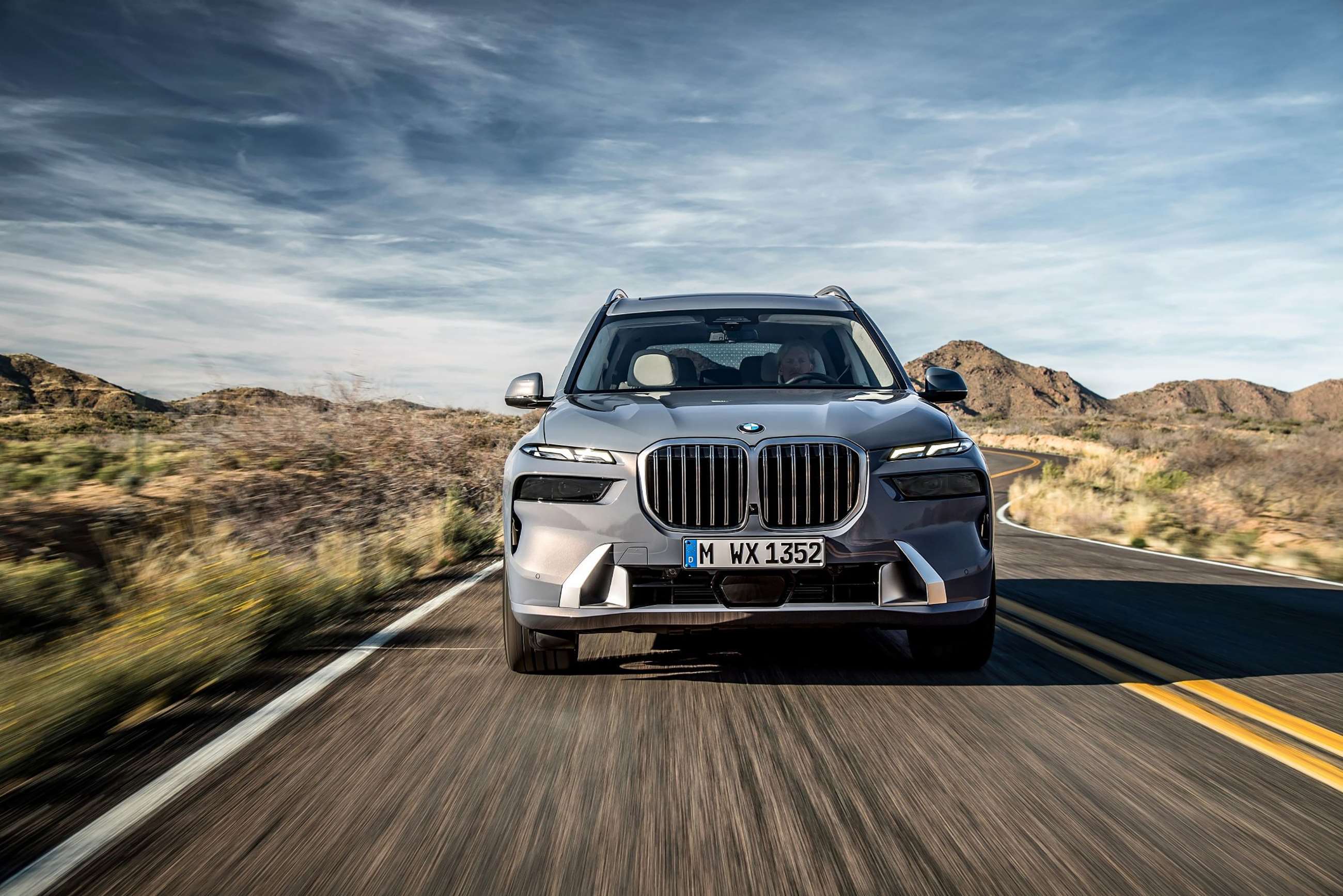 bmw-x7-update01.jpg