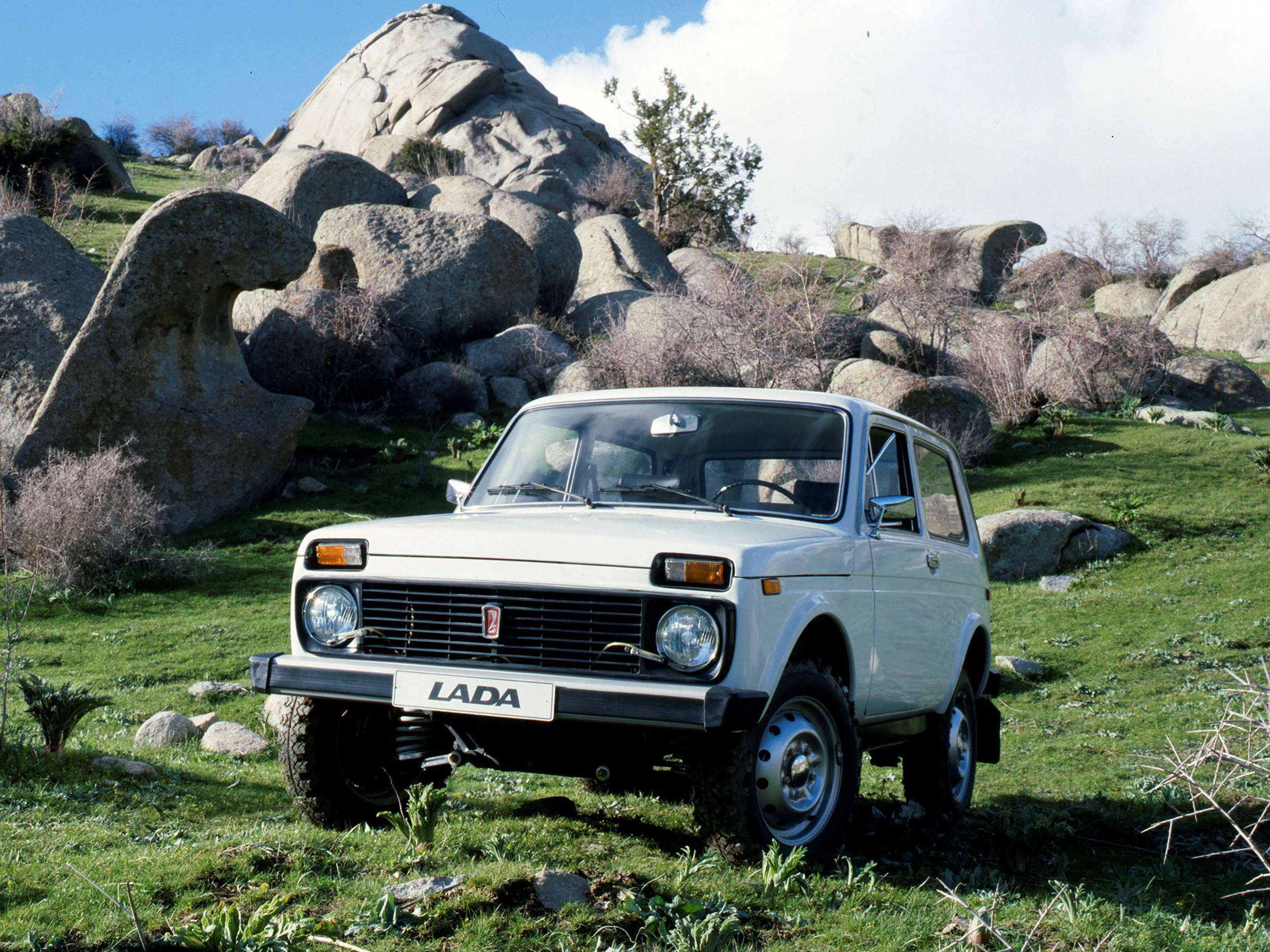 lada-niva-1977-19042022.jpg