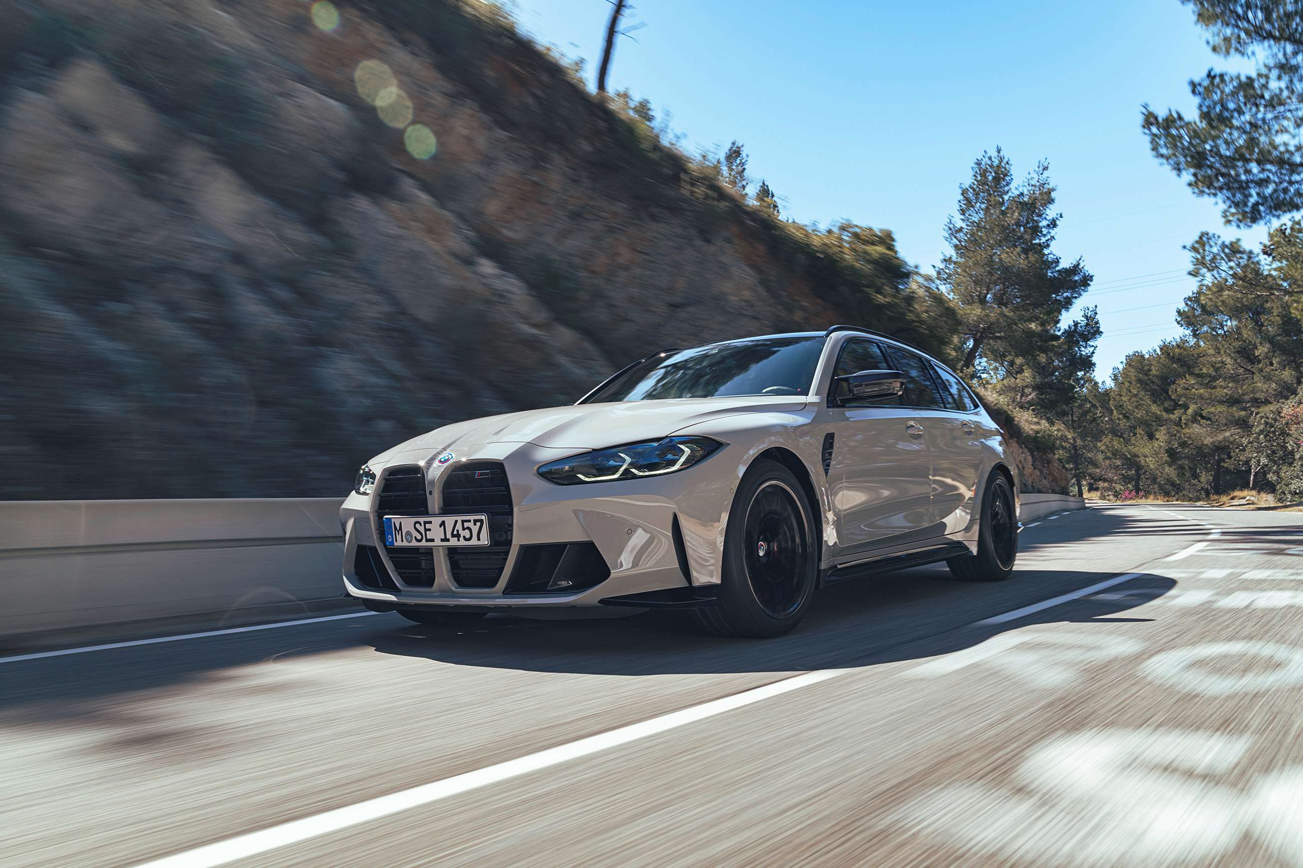 bmw-m3-touring-revealed-02.jpg