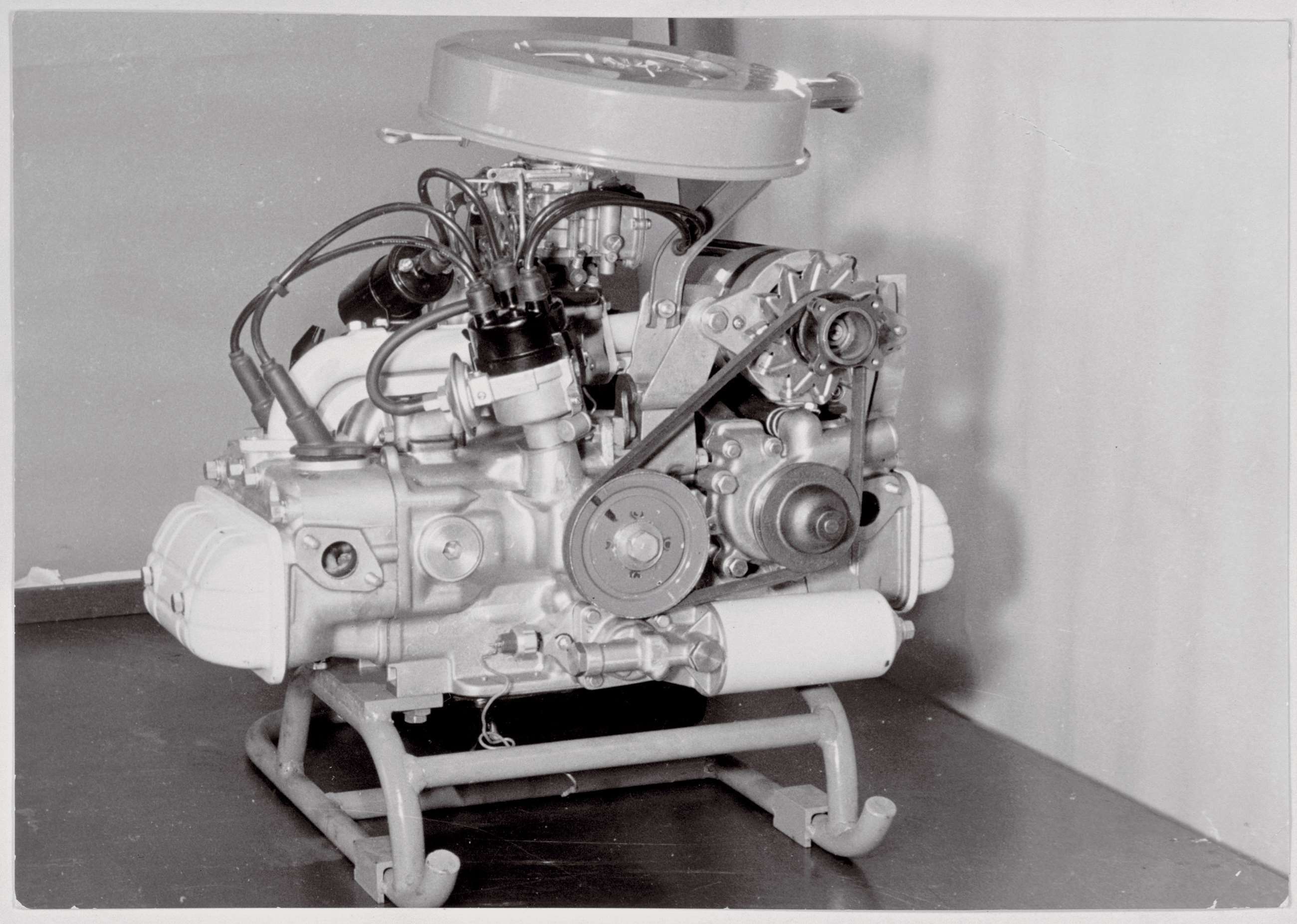 best-four-cylinder-engines-03.jpg