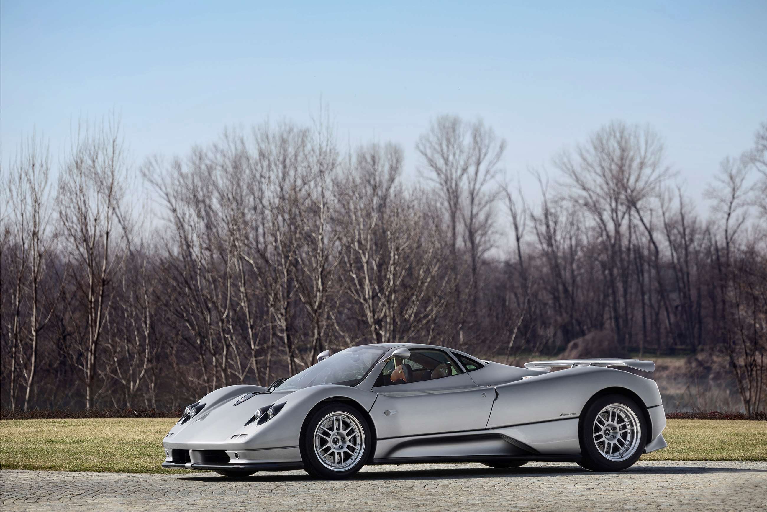 pagani-holds-fire-on-ev-plans-01.jpg