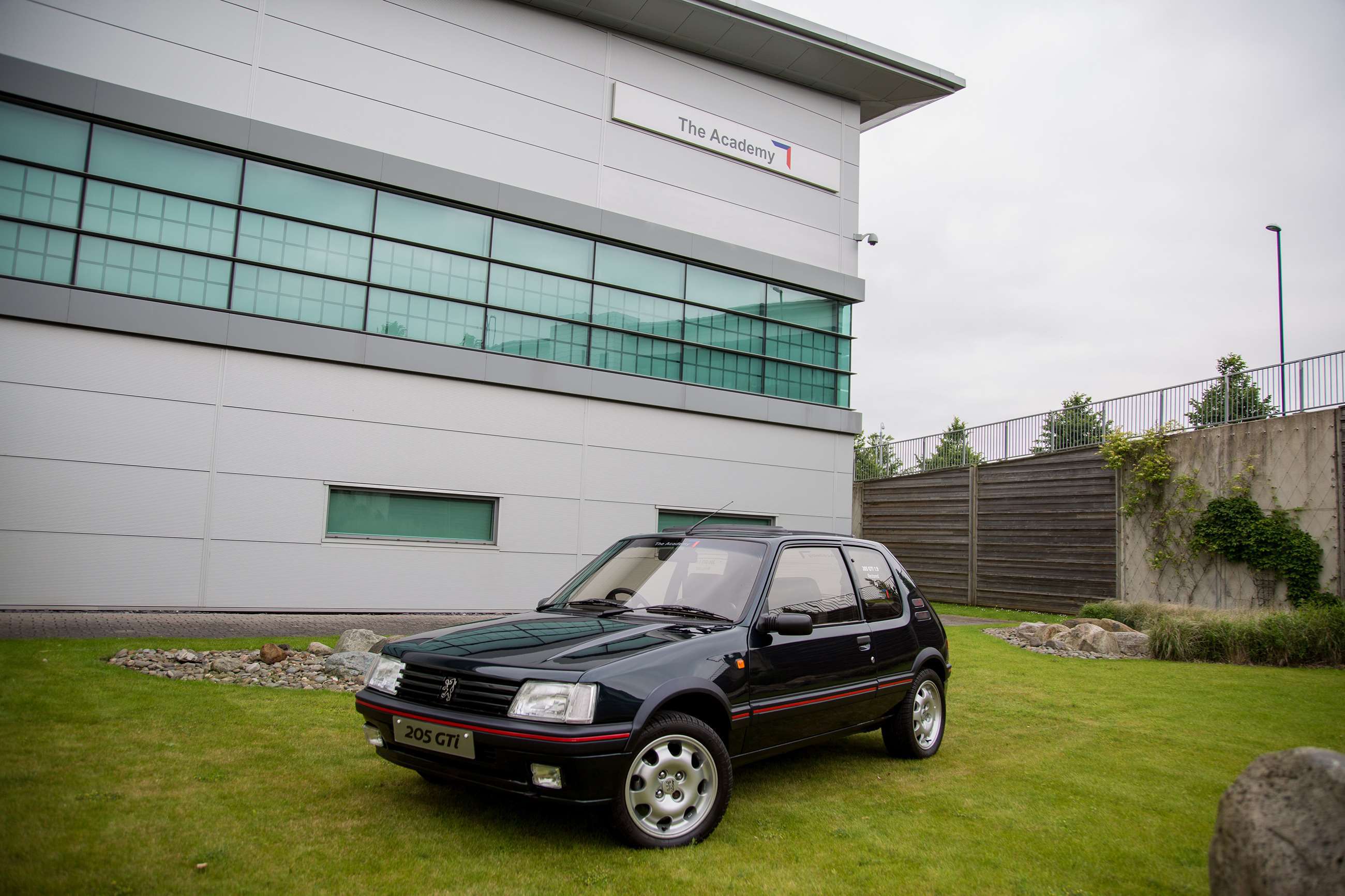 peugeot-205-gti-frankel-04.jpg