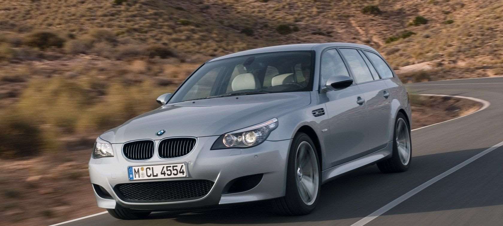 e61-bmw-m5-touring.jpg