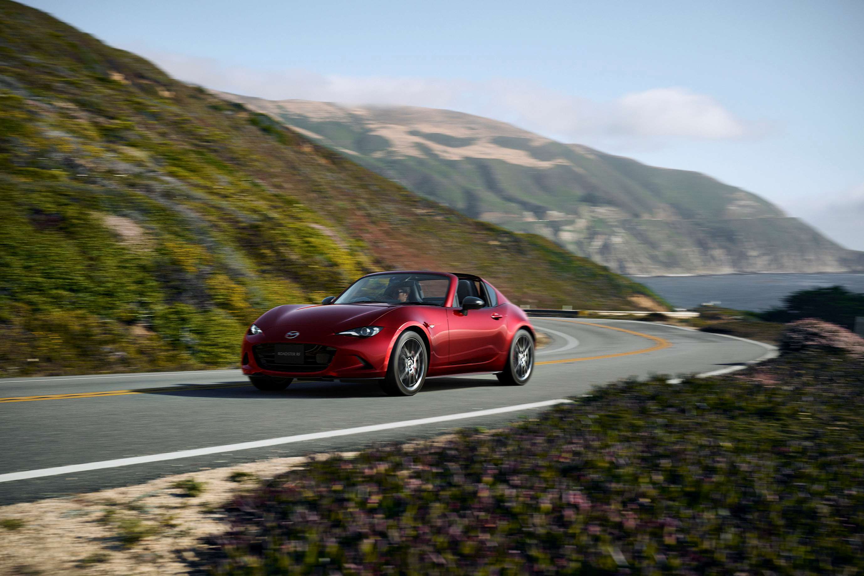 2024-mazda-mx-5-1.jpg