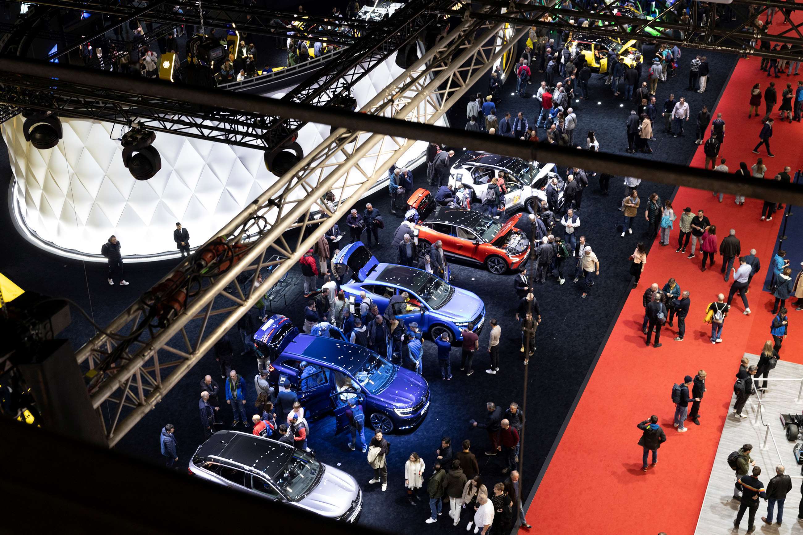 geneva-motor-show-03.jpg