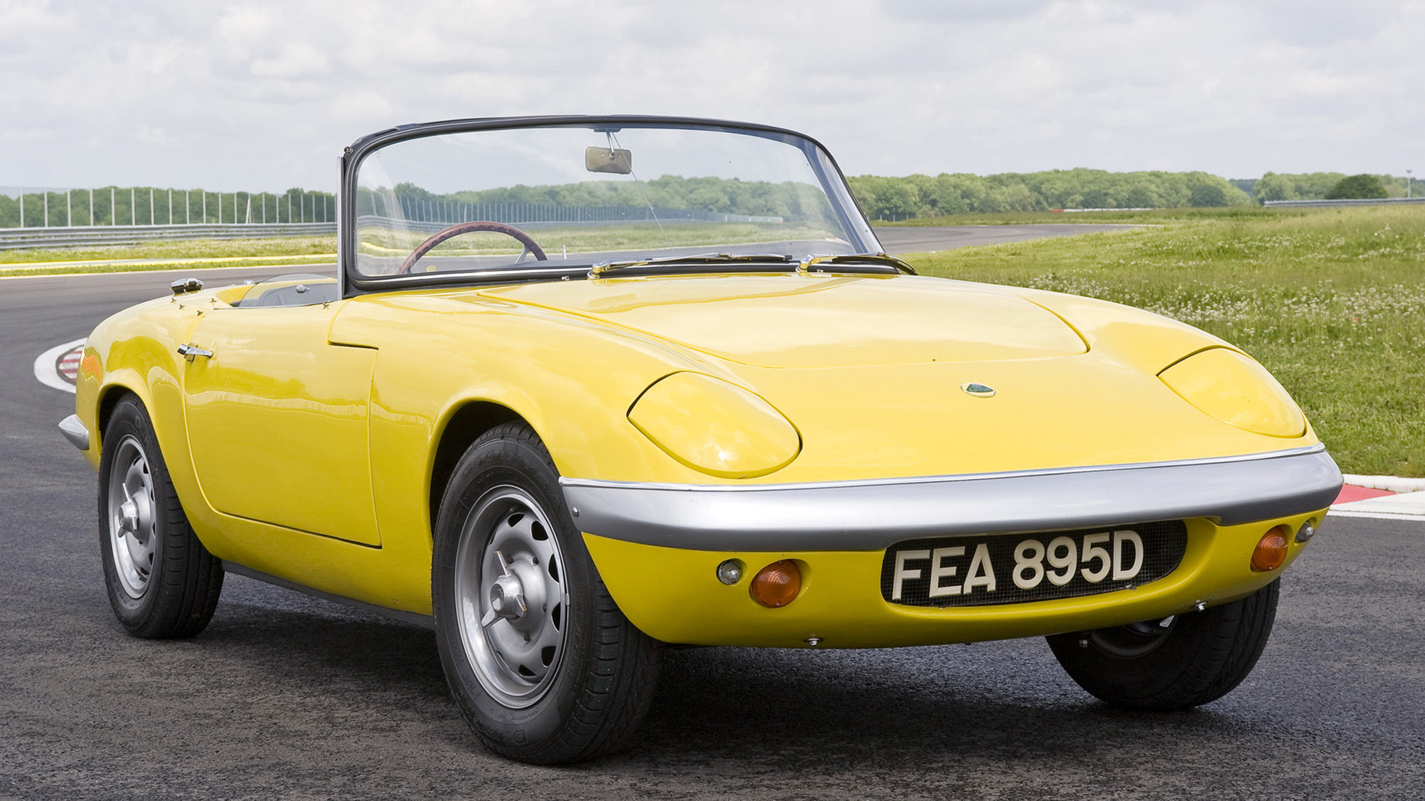 Lotus Elan copy.jpg