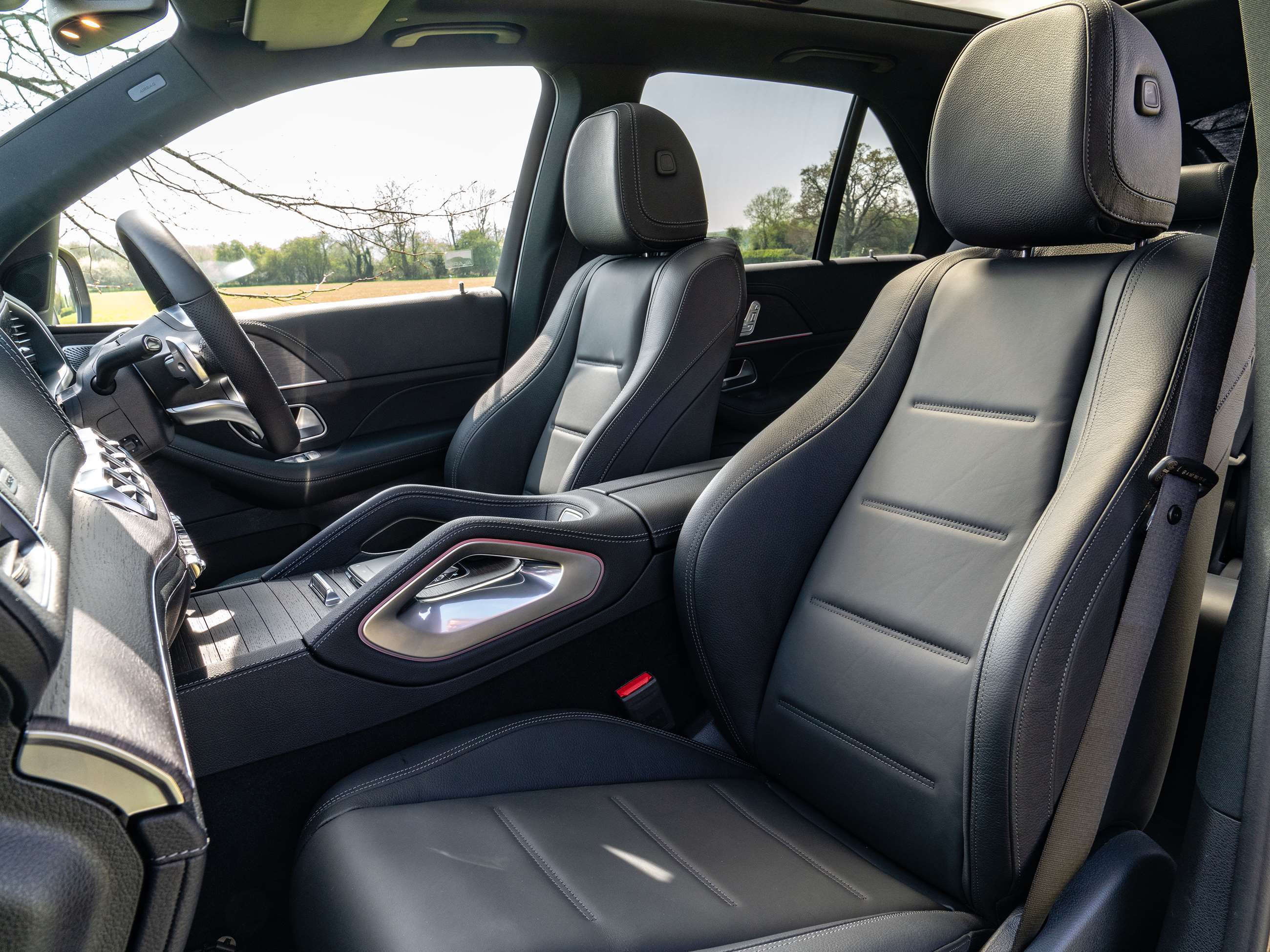 mercedes-gle-interior-goodwood-04122019.jpg