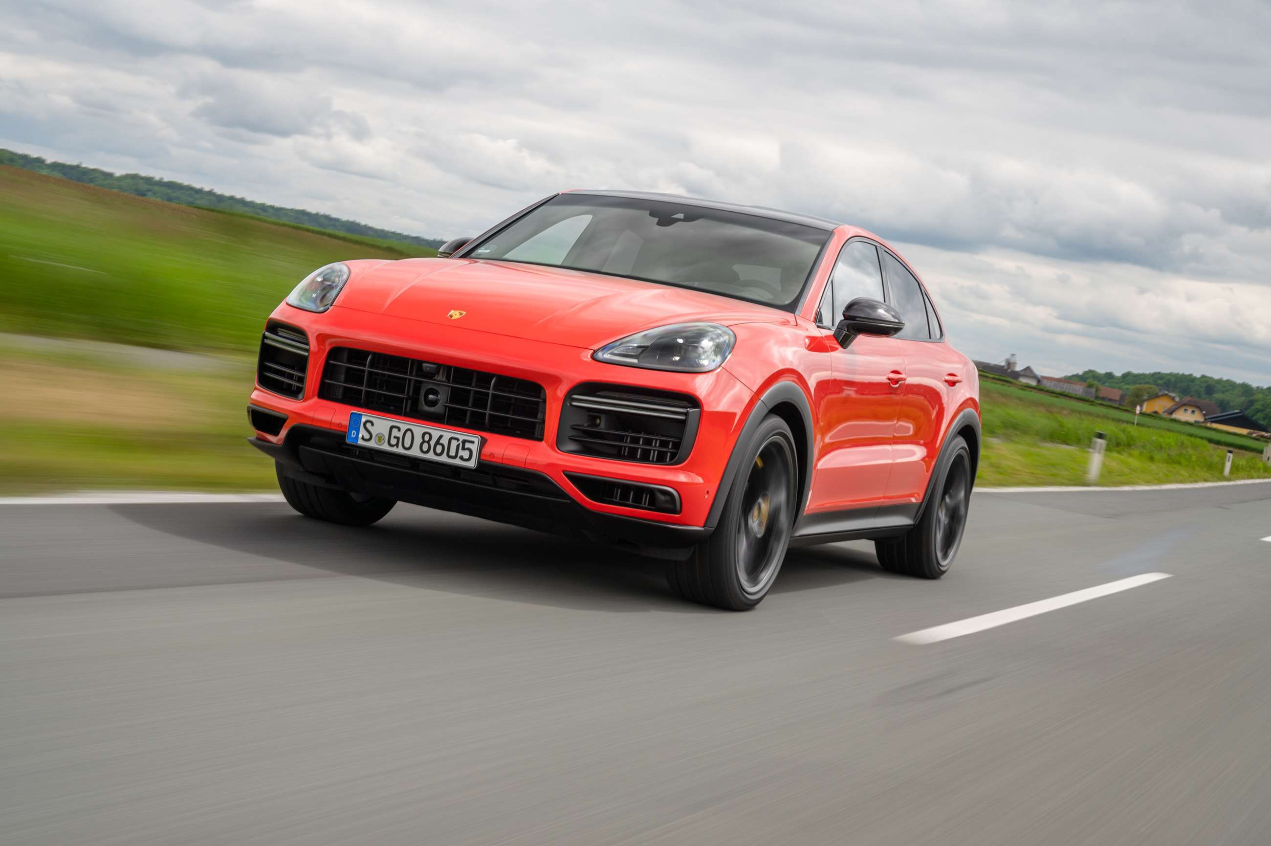 porsche-cayenne-coupe-specification-goodwood-09122019.jpg