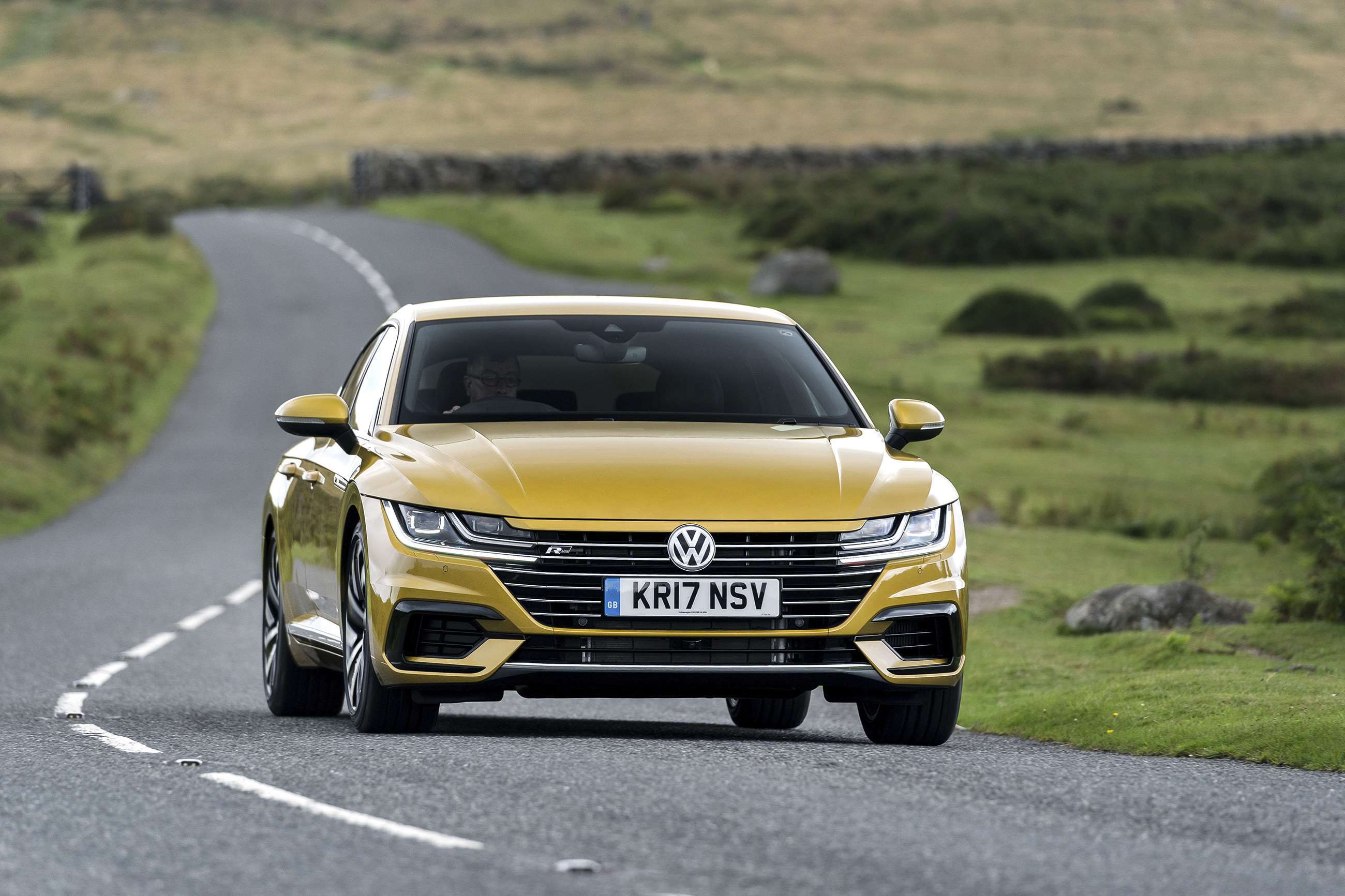 volkswagen-arteon-r-line-goodwood-25112019.jpg