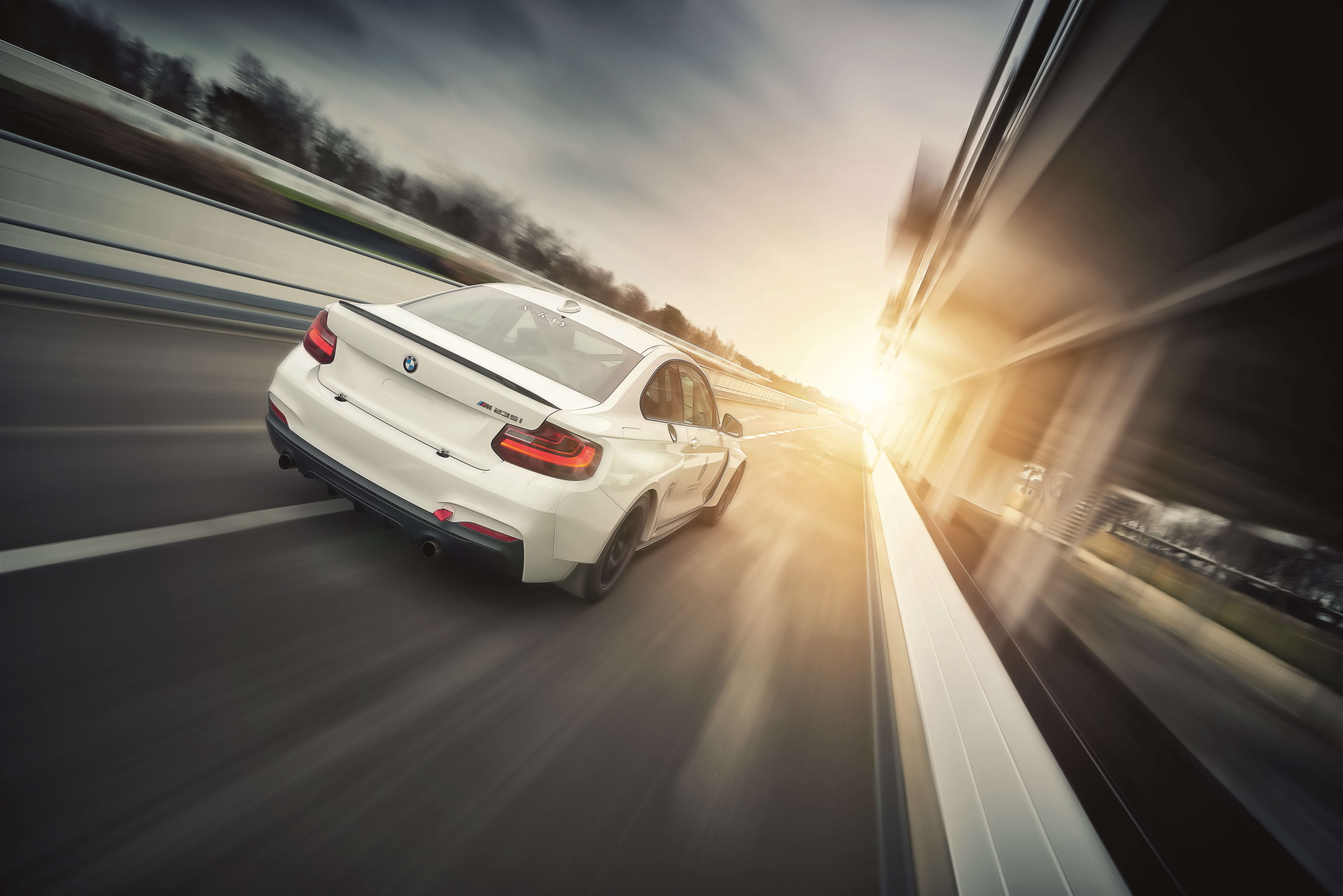 m235i-bmw-goodwood-motor-circuit-performance-track-ultimate-driving.jpg