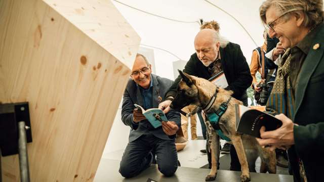 goodwoof-barkitecture-kevin-mccloud-bill-bailey.jpg