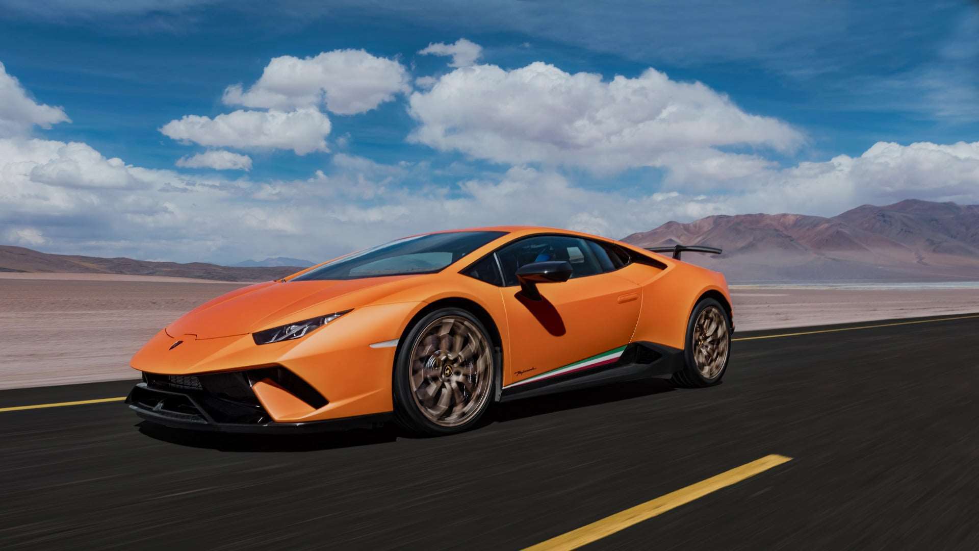 header-huracan-performante.jpg